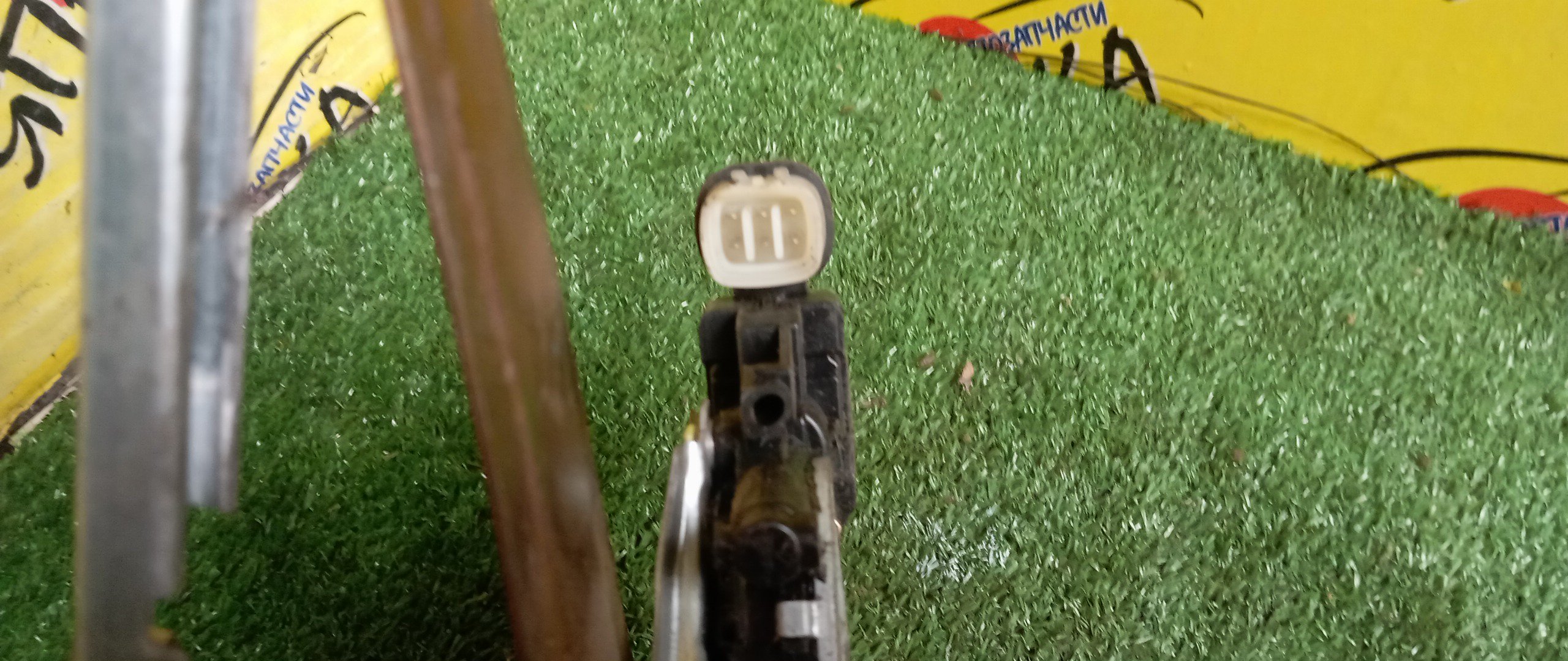 СТЕКЛОПОДЪЕМНИК/TOY/ISIS/ANM10/ZNM10/ANM15/ZGM10/B/R