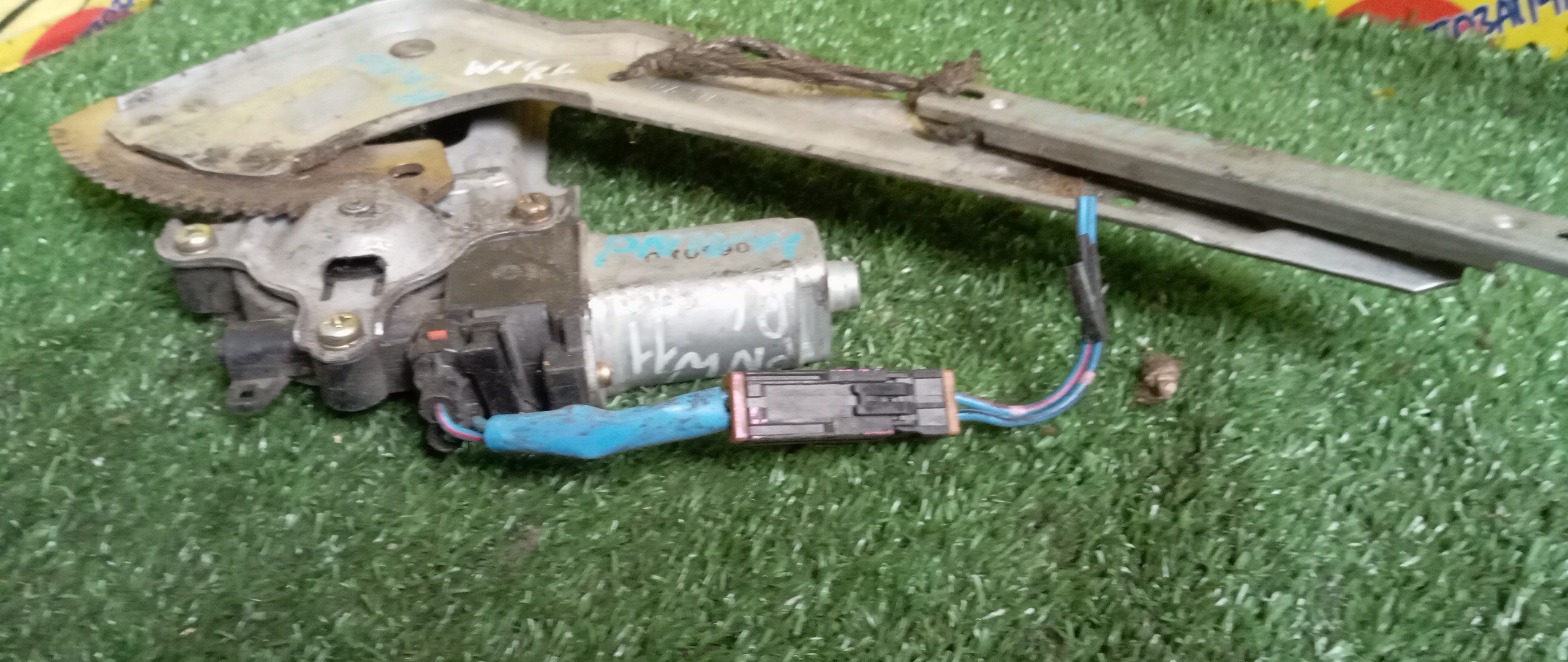 СТЕКЛОПОДЪЕМНИК/NIS/AVENIR/EXPERT/W11/VW11/VNW11/VEW11/VENW11/B/L