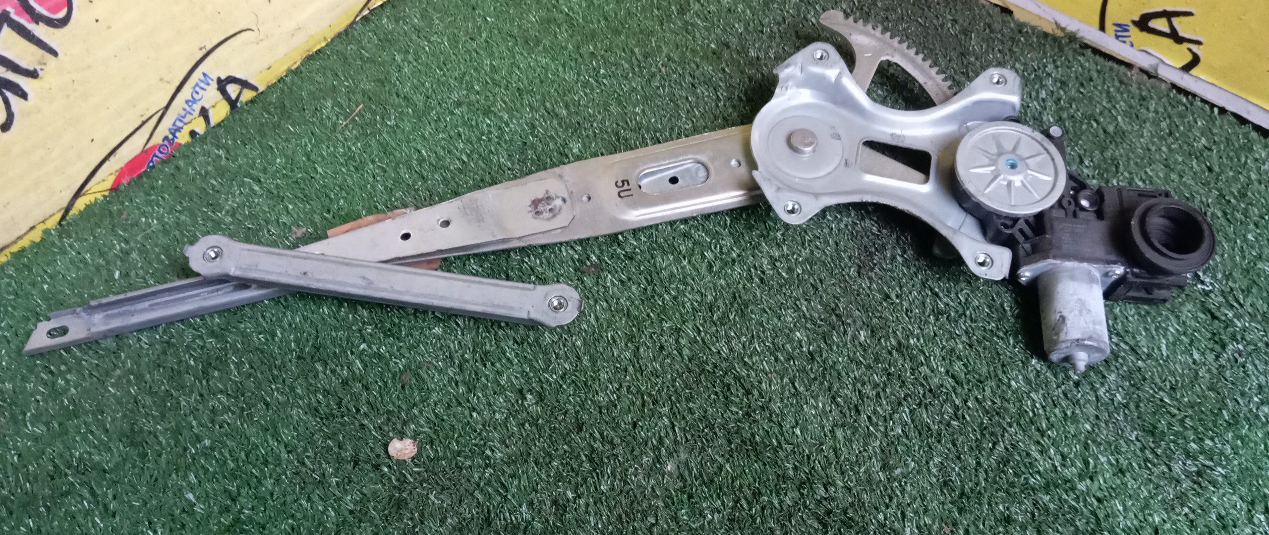 СТЕКЛОПОДЪЕМНИК/TOY/HARRIER/AVU65W/ZSU60W/ZSU65W/F/R