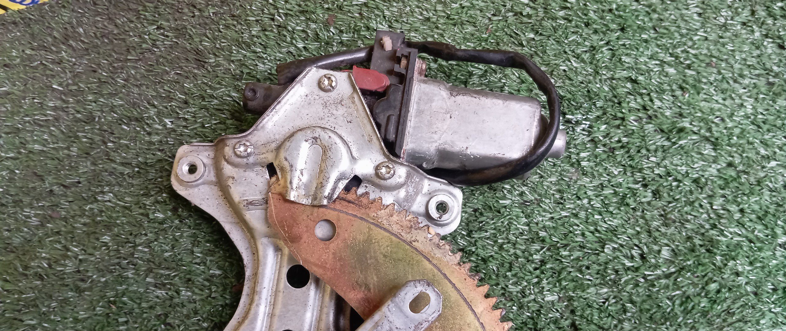 СТЕКЛОПОДЪЕМНИК/TOY/NADIA/SXN10/SXN15/F/L