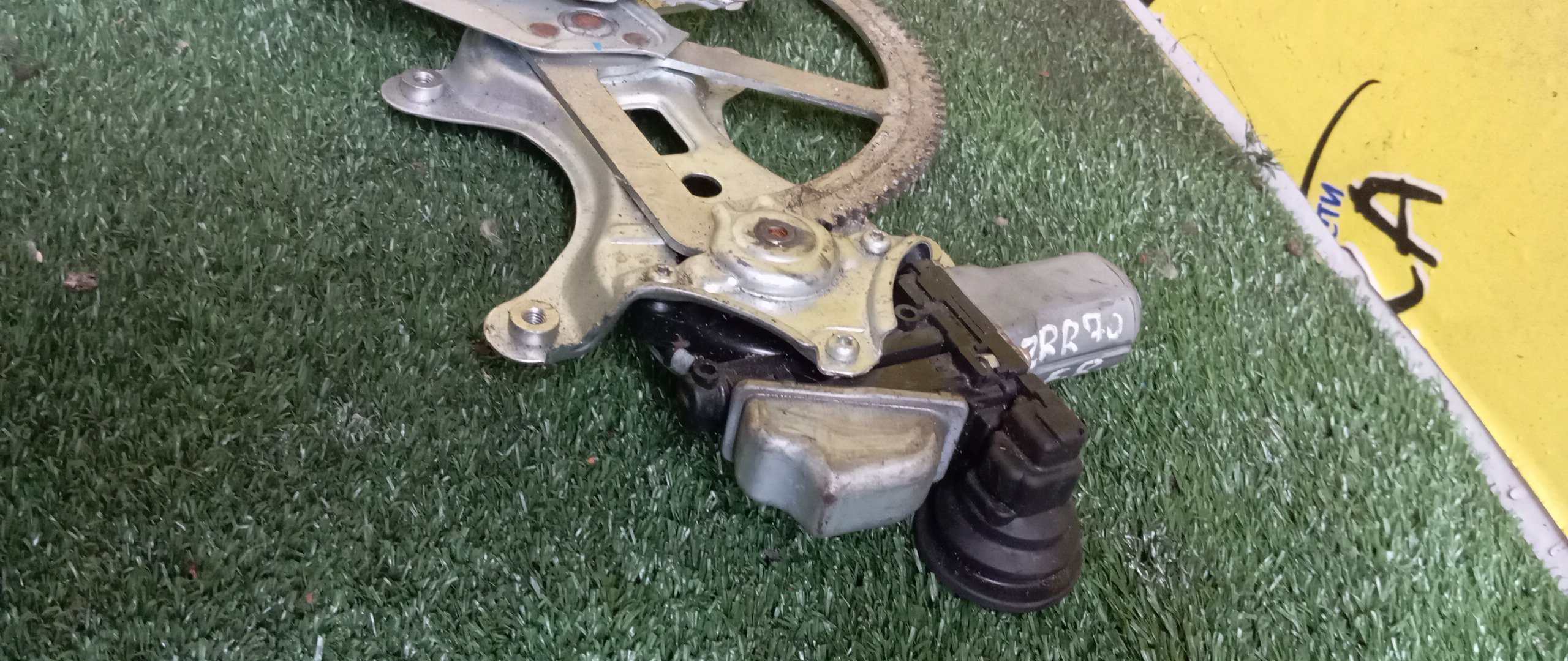 СТЕКЛОПОДЪЕМНИК/TOY/NOAH/VOXY/ZRR70/ZRR75/ZRR70G/ZRR70W/ZRR75G/ZRR75W/F/R