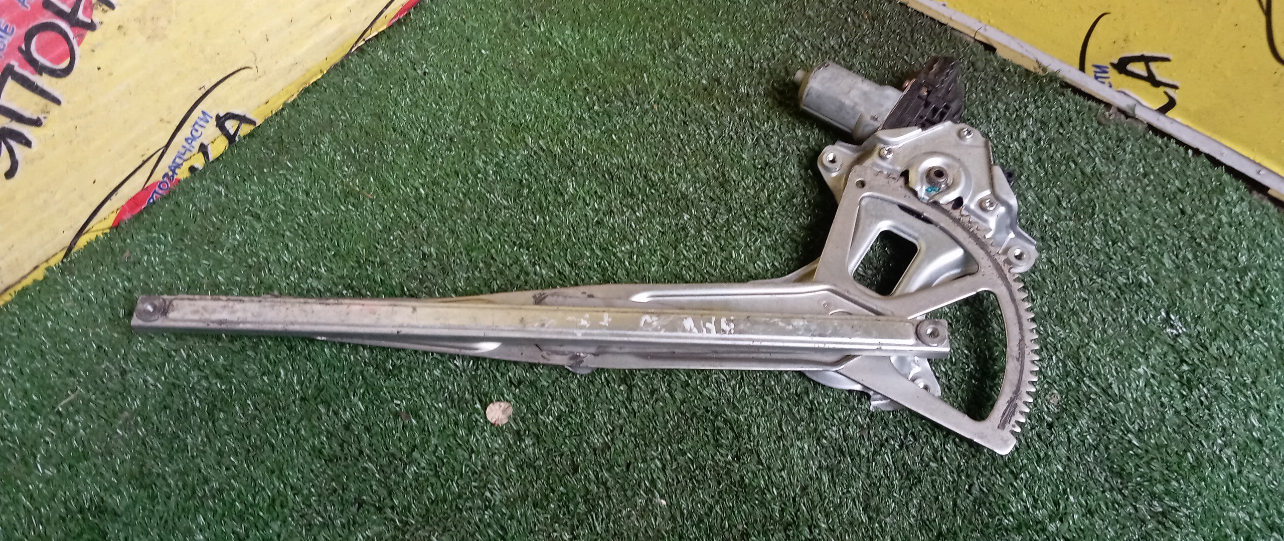 СТЕКЛОПОДЪЕМНИК/TOY/PRIUS/NHW20/F/R