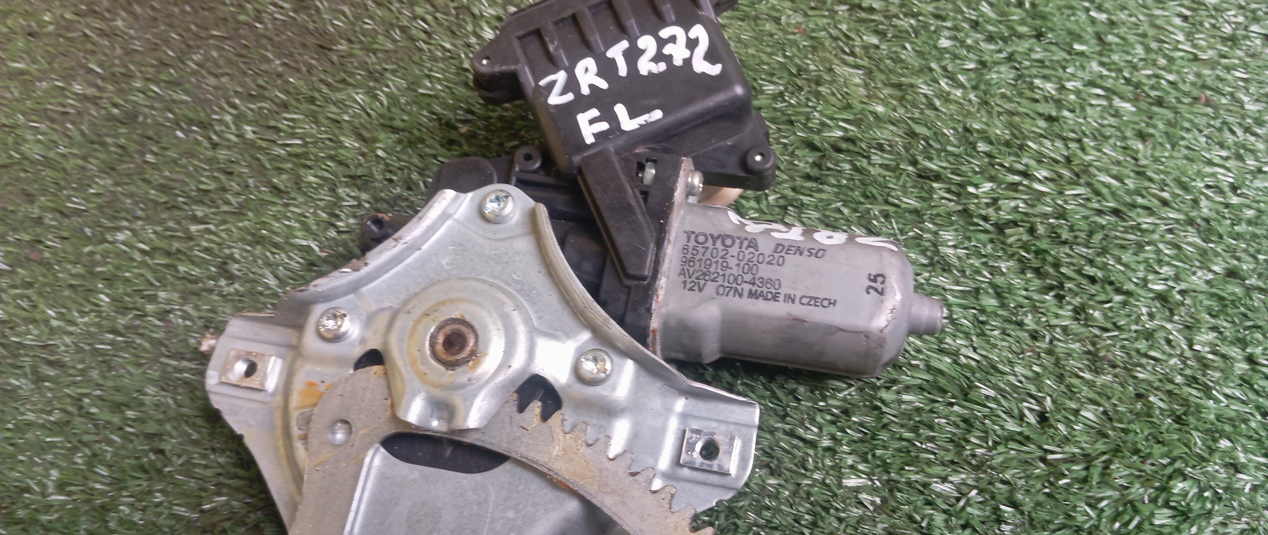 СТЕКЛОПОДЪЕМНИК/TOY/AVENSIS/ZRT272/F/L