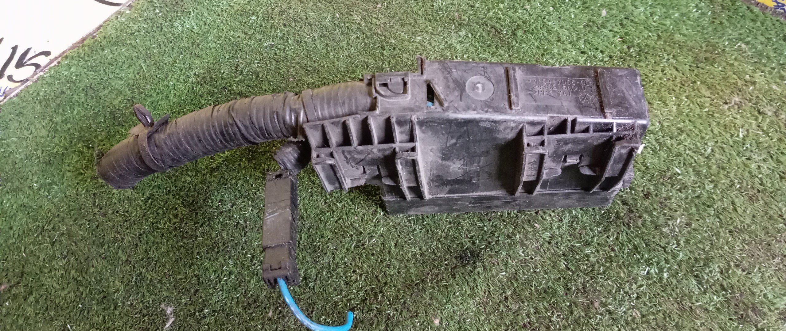 БЛОК ПРЕДОХРАНИТЕЛЕЙ ПОД КАПОТ/NIS/PRESAGE/PNU31/PU31/TNU31/TU31/QR25-DE/VQ35-DE/МАЛЫЙ