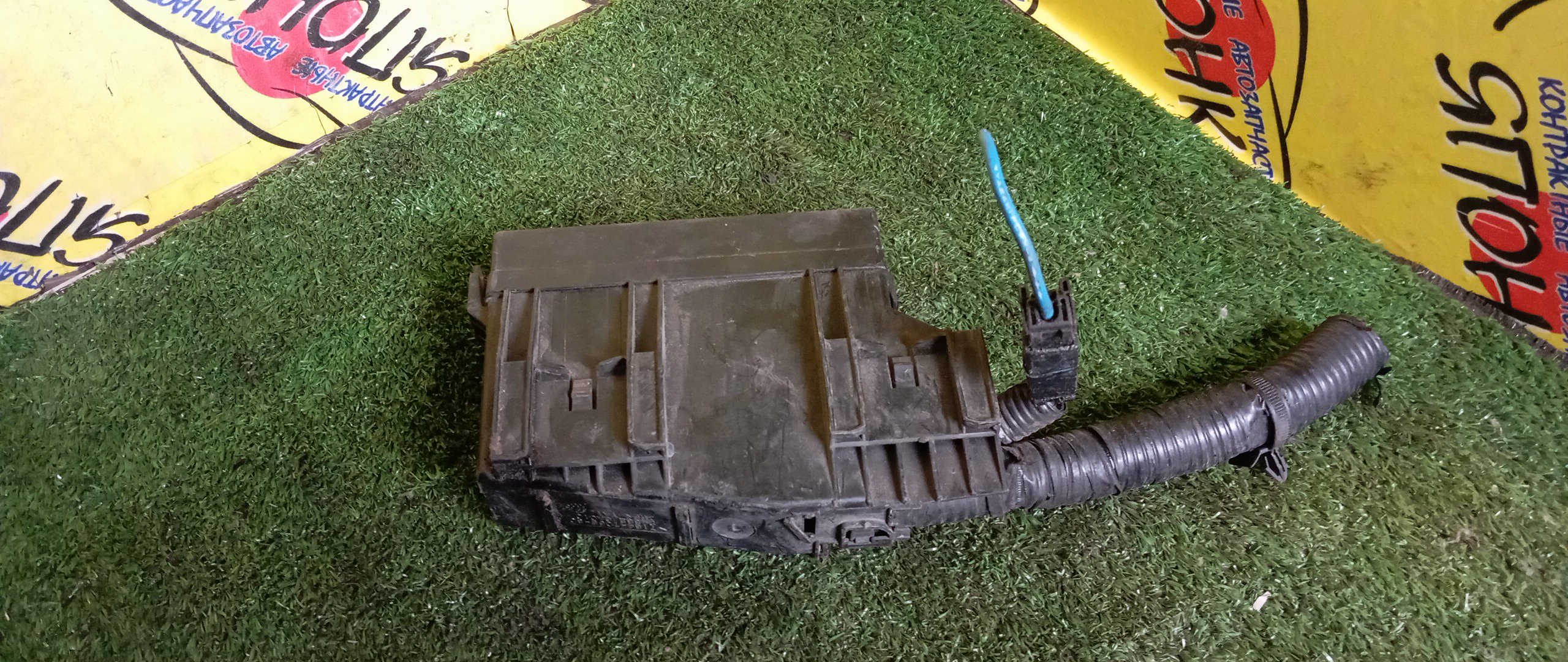 БЛОК ПРЕДОХРАНИТЕЛЕЙ ПОД КАПОТ/NIS/PRESAGE/PNU31/PU31/TNU31/TU31/QR25-DE/VQ35-DE/МАЛЫЙ