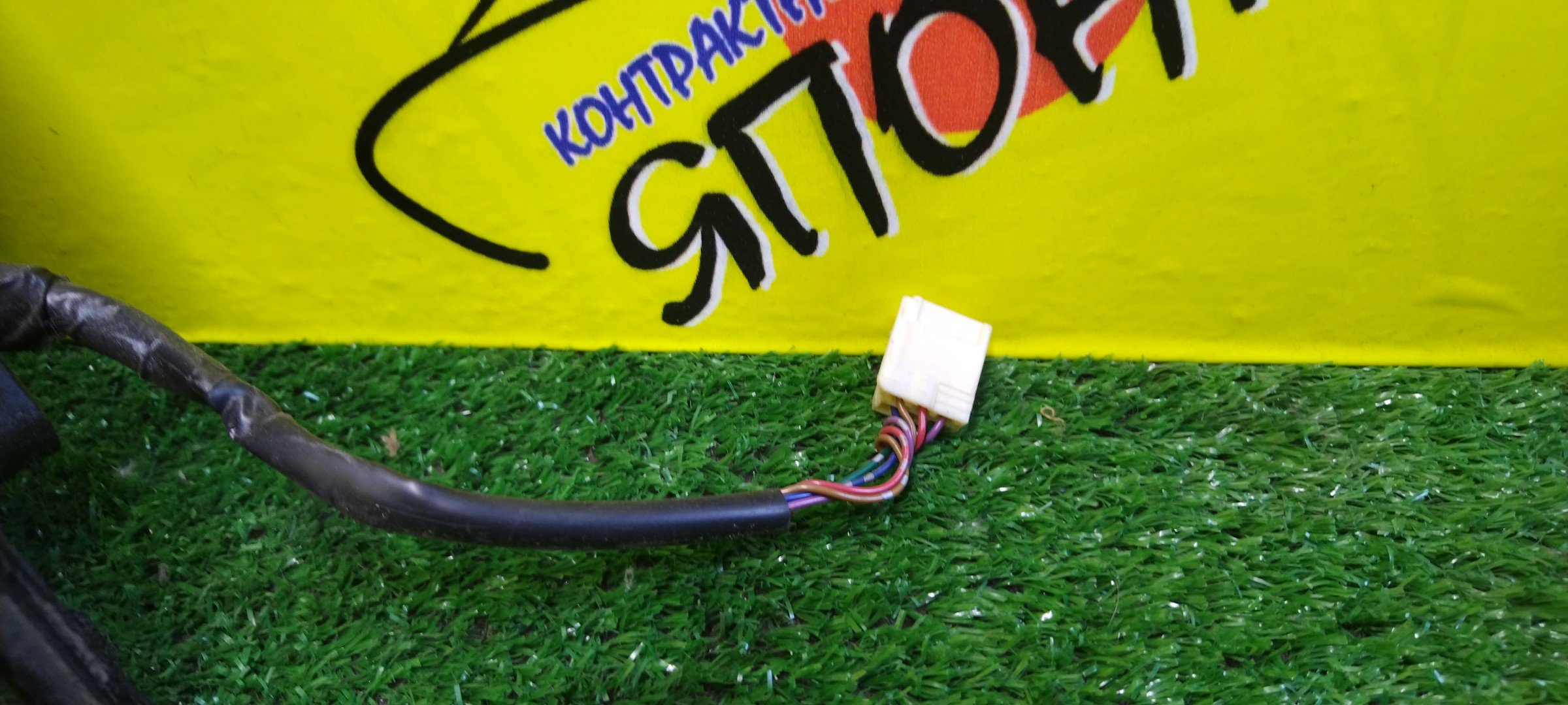 ЗЕРКАЛО/TOY/AVENSIS VERSO/IPSUM/PICNIC/ACM21W/ACM26W/5KOHT/R/УЦЕНКА