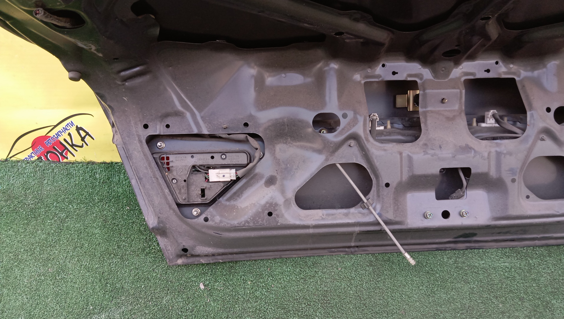 КРЫШКА БАГАЖНИКА/MMC/GALANT/E53A/MB907505/УЦЕНКА