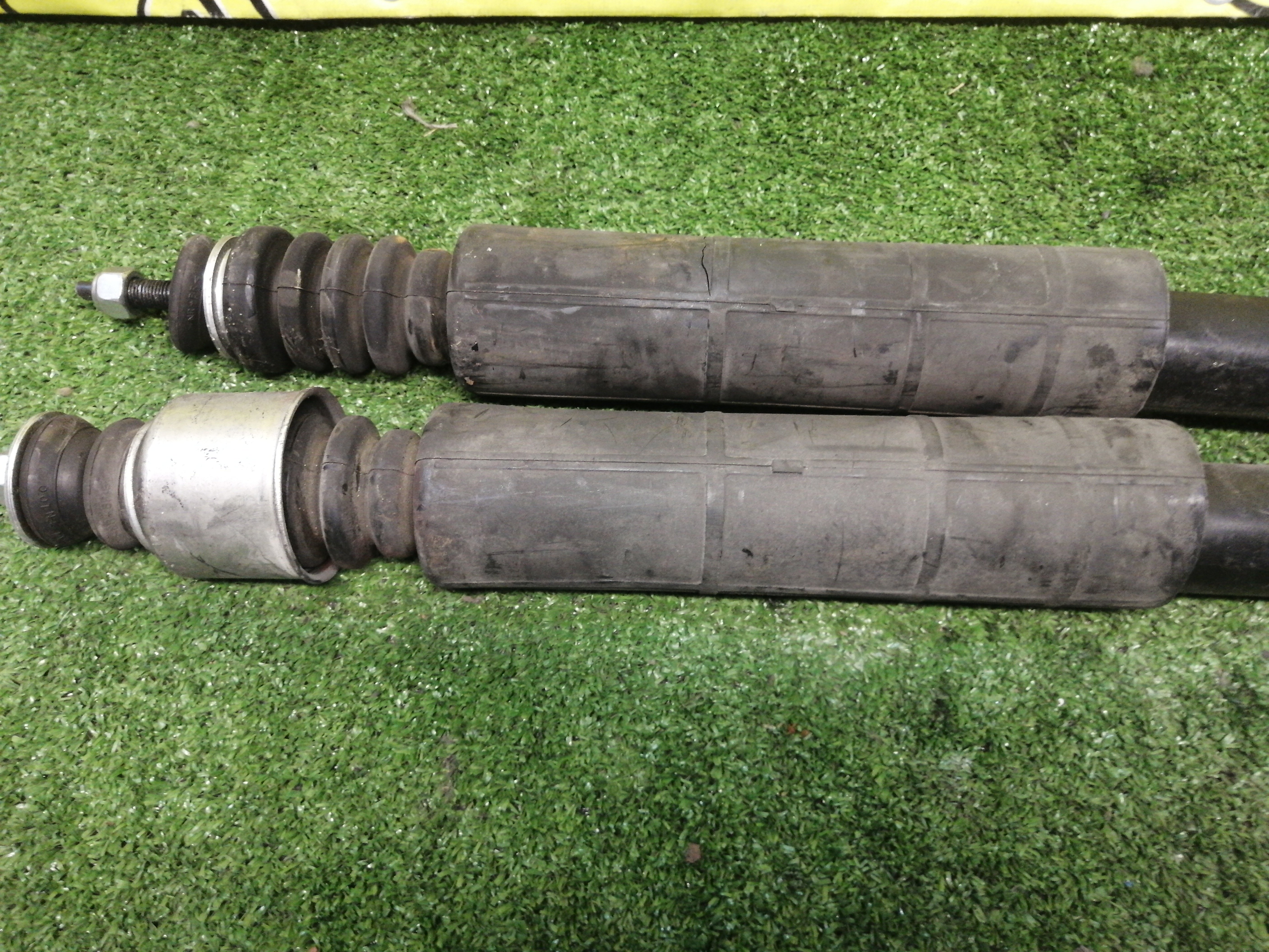 АМОРТИЗАТОР/NIS/SERENA/C25/CC25/B