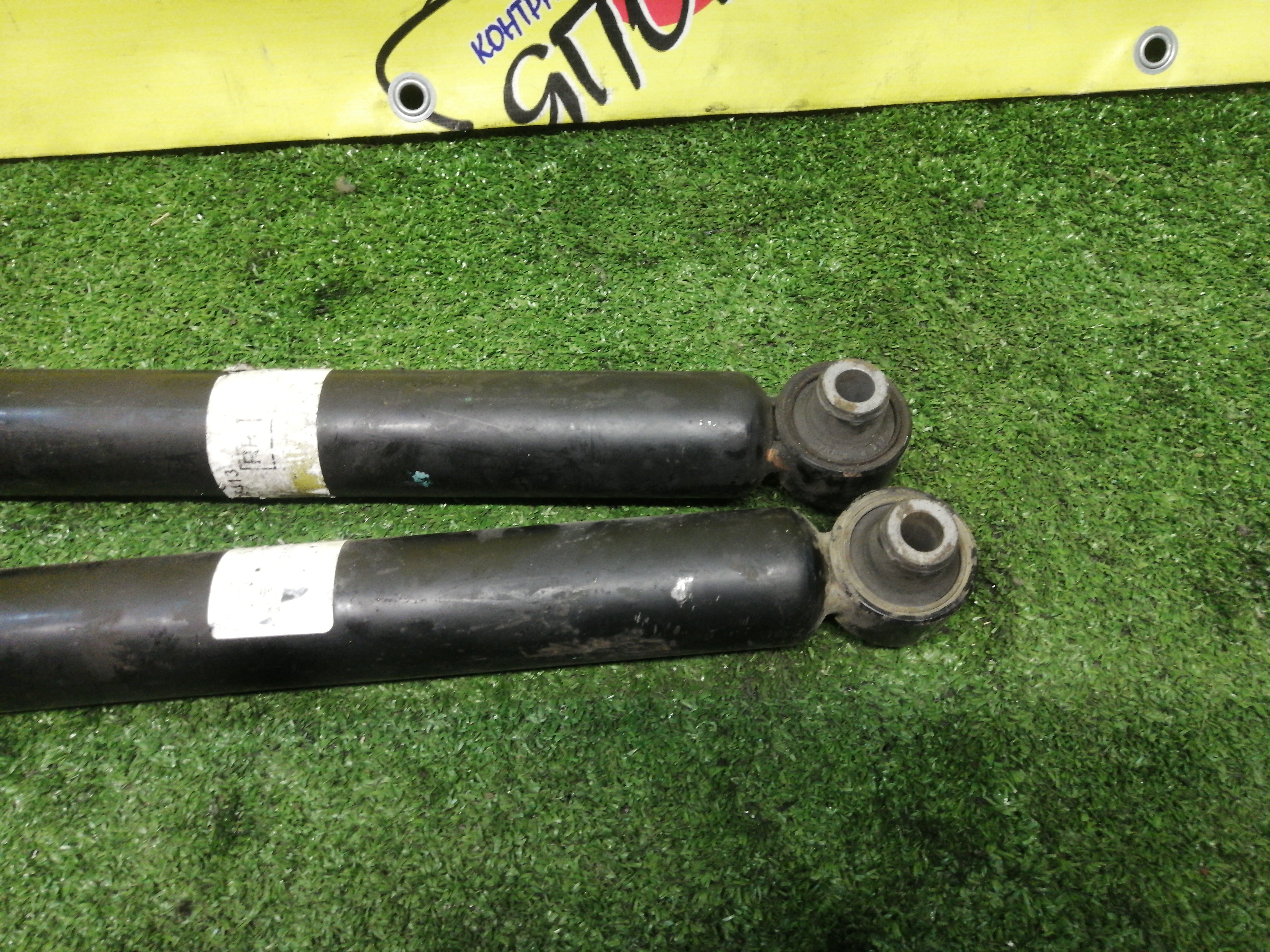 АМОРТИЗАТОР/TOY/AVENSIS/ADT270/ZRT270/ADT271/ZRT271/ZRT272/B/2WD