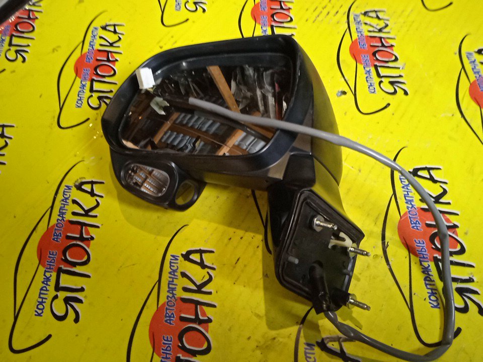 ЗЕРКАЛО/TOY/NOAH/VOXY/ZRR70G/ZRR70W/ZRR75G/ZRR75W/7 КОНТ./L/С ПОВТОРИТЕЛЕМ