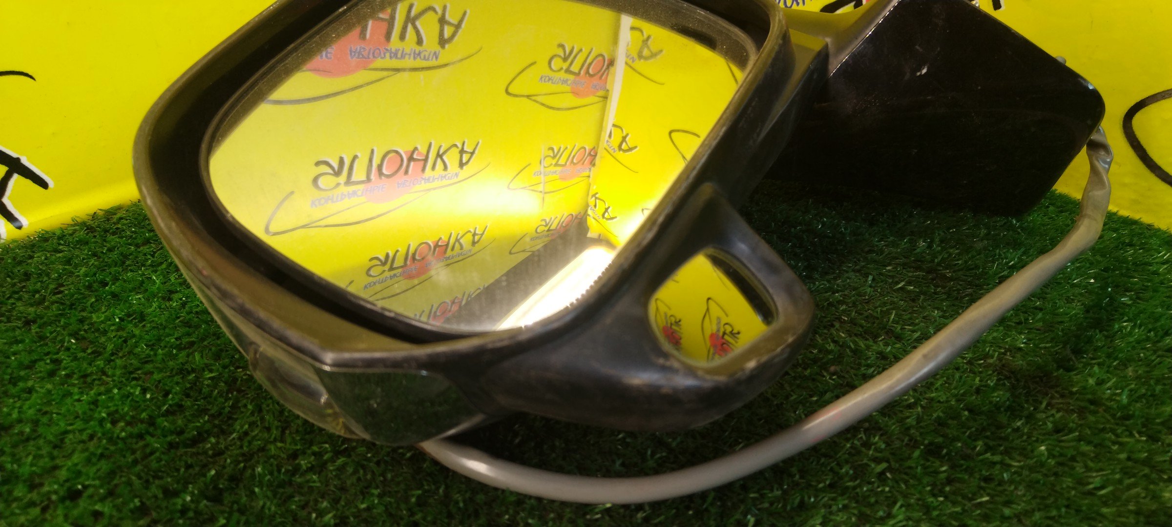 ЗЕРКАЛО/TOY/NOAH/VOXY/ZRR70G/ZRR70W/ZRR75G/ZRR75W/7 КОНТ./L/С ПОВТОРИТЕЛЕМ