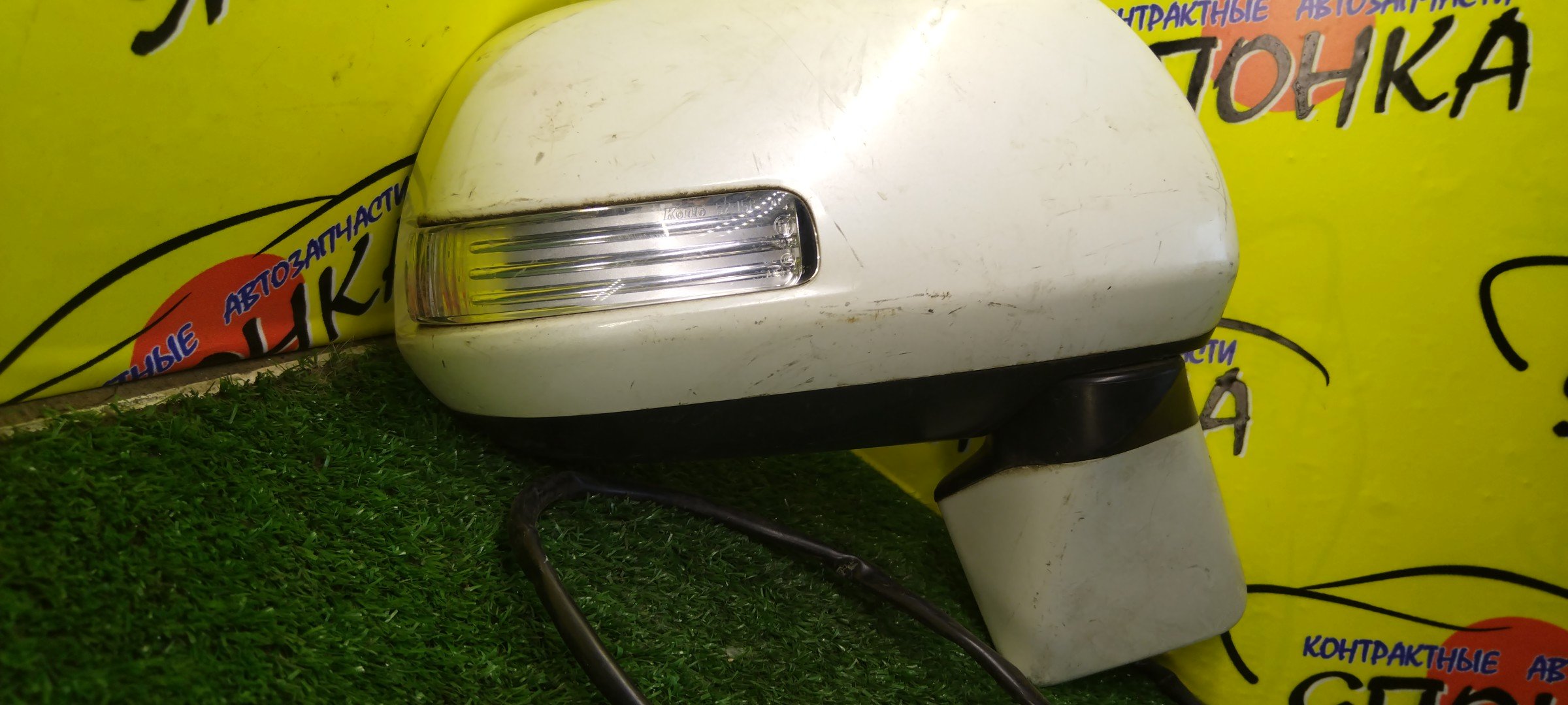 ЗЕРКАЛО/TOY/NOAH/VOXY/ZRR70G/ZRR70W/ZRR75G/ZRR75W/7 КОНТ./R/С ПОВТОРИТЕЛЕМ