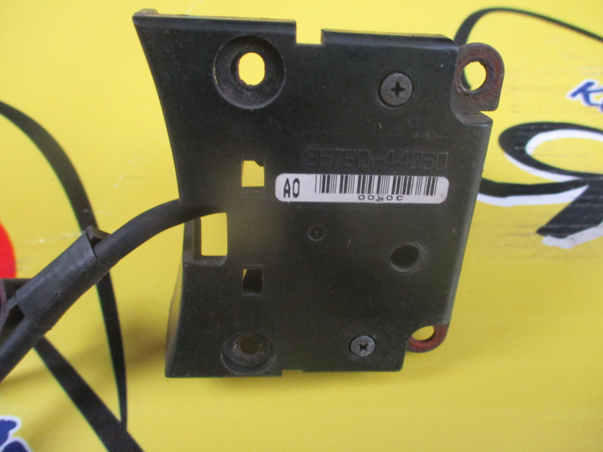 КАМЕРА ПЕРЕДНЕГО ВИДА/TOY/IPSUM/ACM21/ACM26/F/В РЕШЕТКУ