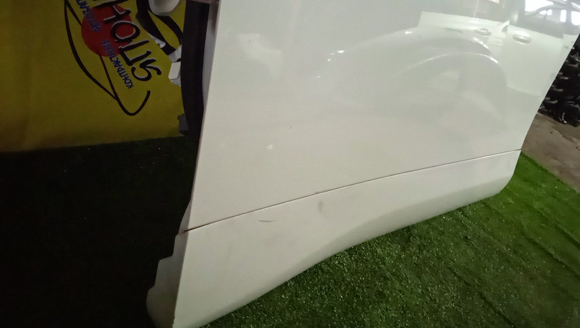 ДВЕРЬ БОКОВАЯ/TOY/NOAH/VOXY/ZRR70G/ZRR70W/ZRR75G/ZRR75W/F/L/УЗКИЙ МОЛДИНГ