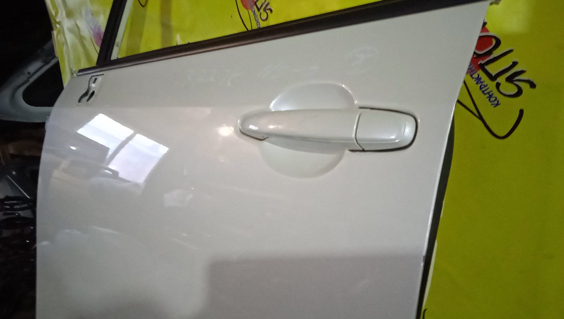 ДВЕРЬ БОКОВАЯ/TOY/NOAH/VOXY/ZRR70G/ZRR70W/ZRR75G/ZRR75W/F/L/УЗКИЙ МОЛДИНГ