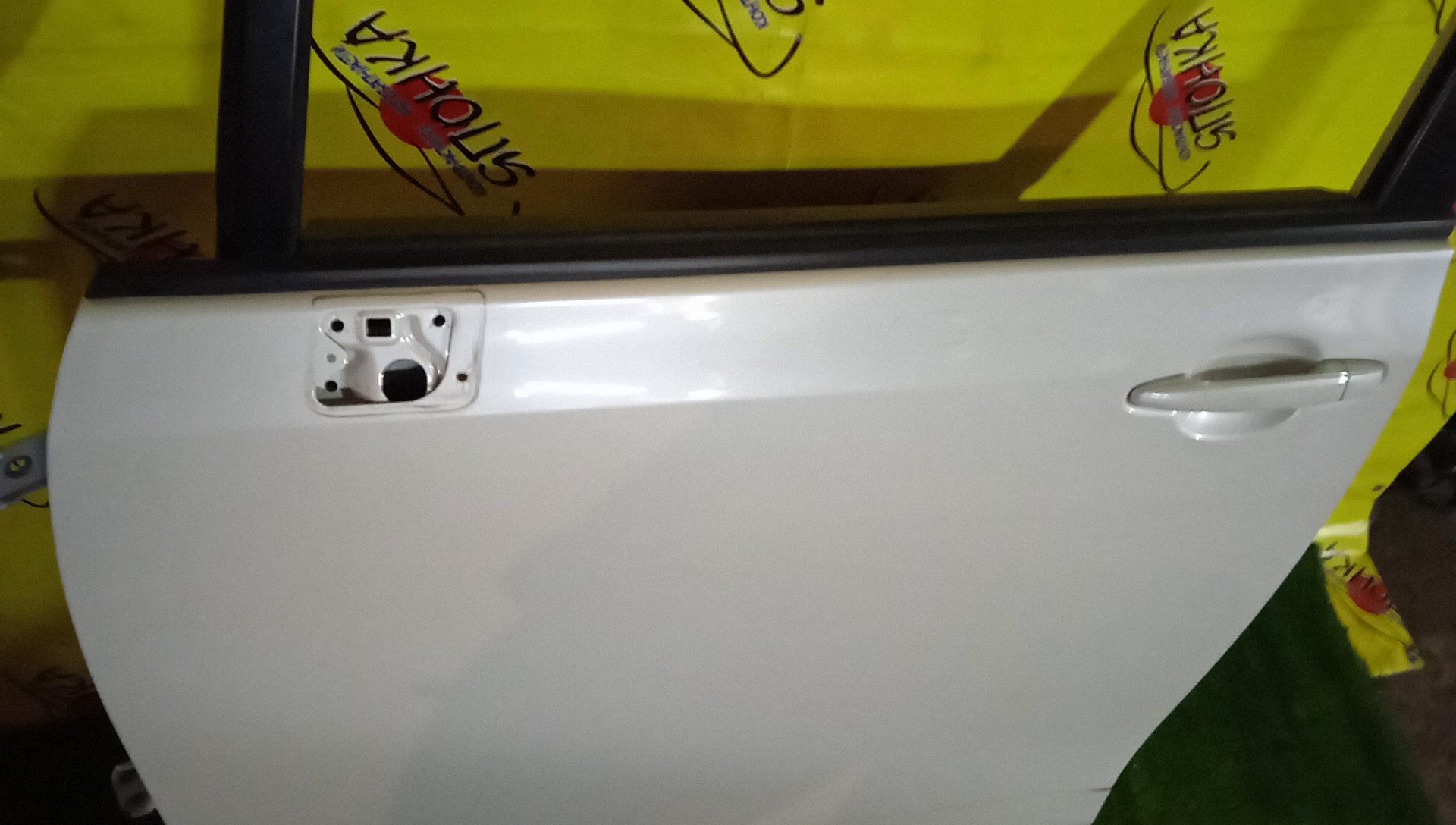 ДВЕРЬ БОКОВАЯ/TOY/NOAH/VOXY/ZRR70G/ZRR70W/ZRR75G/ZRR75W/F/L/УЗКИЙ МОЛДИНГ