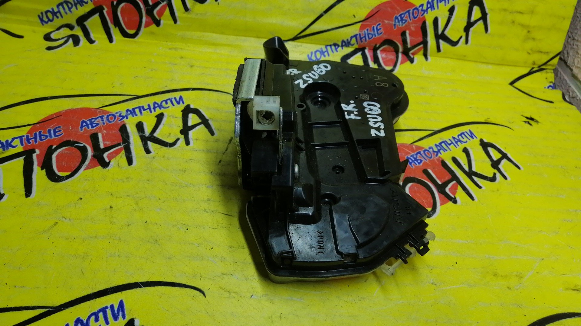 ЗАМОК ДВЕРИ/TOY/HARRIER/AVU65W/ASU60W/ASU65W/ZSU60W/ZSU65W/F/R