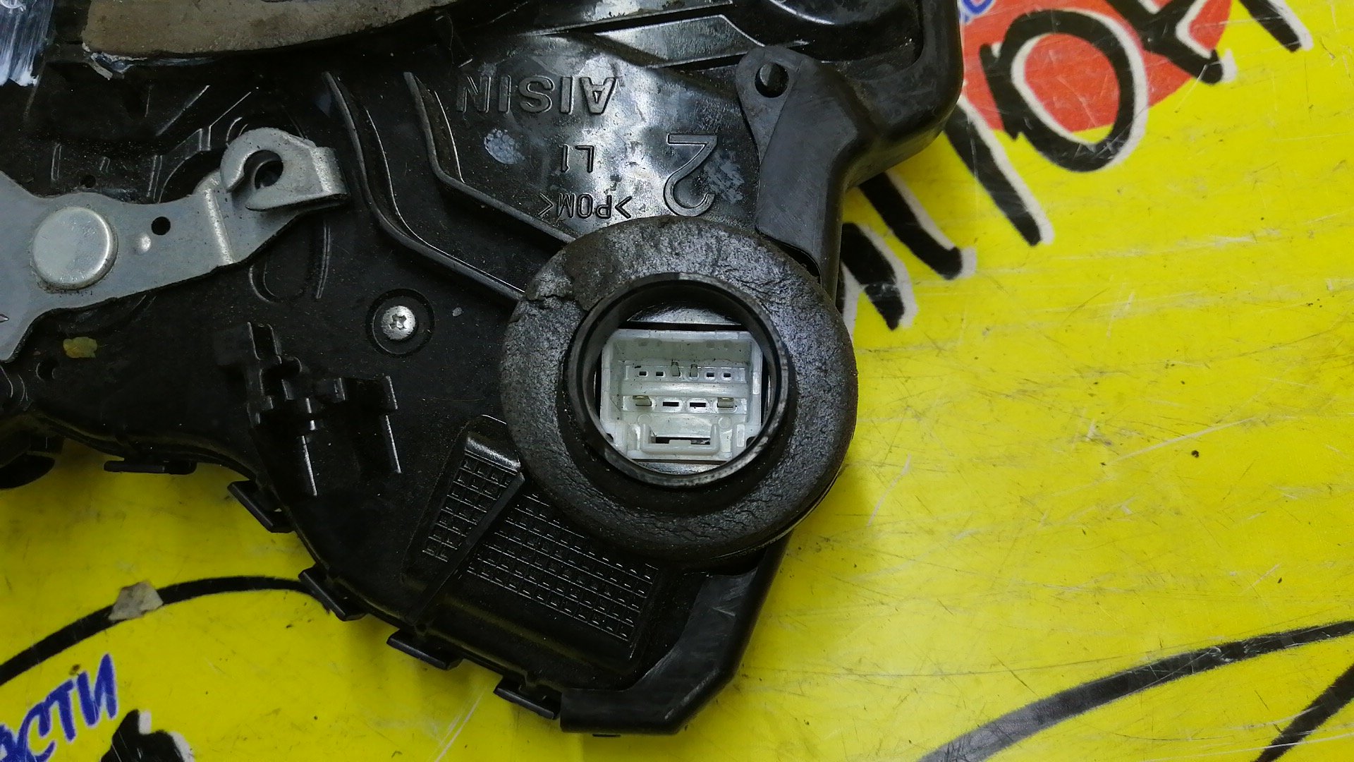 ЗАМОК ДВЕРИ/TOY/COROLLA FIELDER/NKE165G/NRE160/NRE161G/NZE161G/NZE164G/ZRE162G/F/L