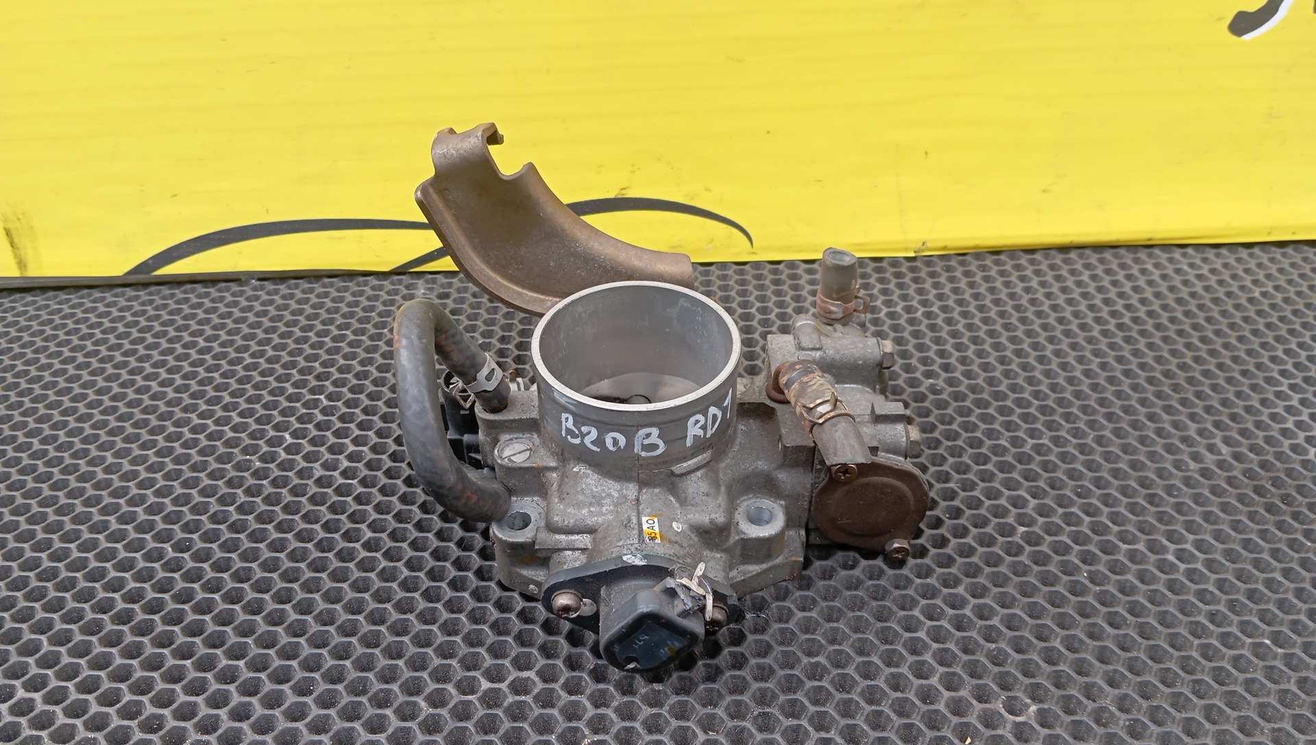 ЗАСЛОНКА ДРОССЕЛЬНАЯ/HON/B20B/CR-V/S-MX/STEPWGN/RD1/RD2/RF1/RF2/RH1/RH2/МЕХАНИЧ./16400P3F901/УЦЕНКА