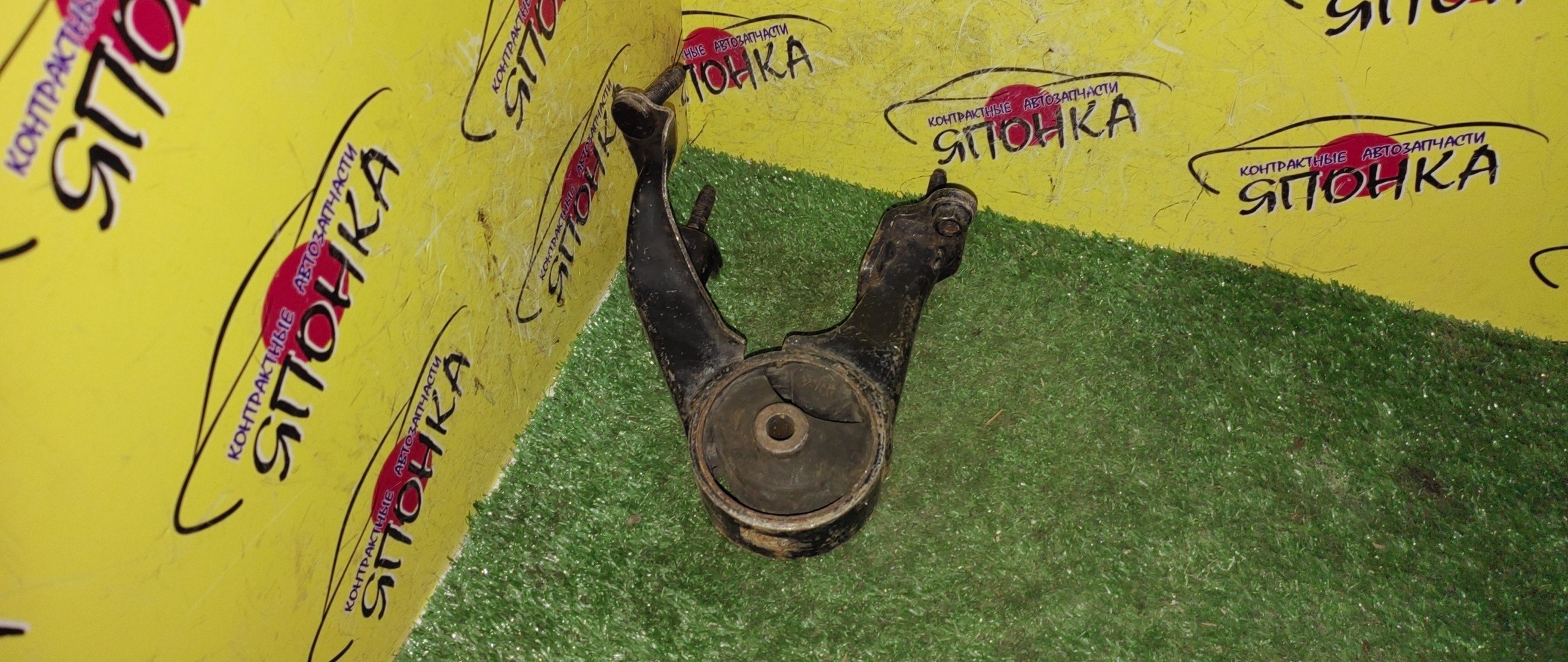 ПОДУШКА ДВС/TOY/CALDINA/WISH/PREMIO/ALLION/ISIS/ANE10/ANE11/ANM10/ANM15/AZT240/AZT241/AZT246/2WD/B