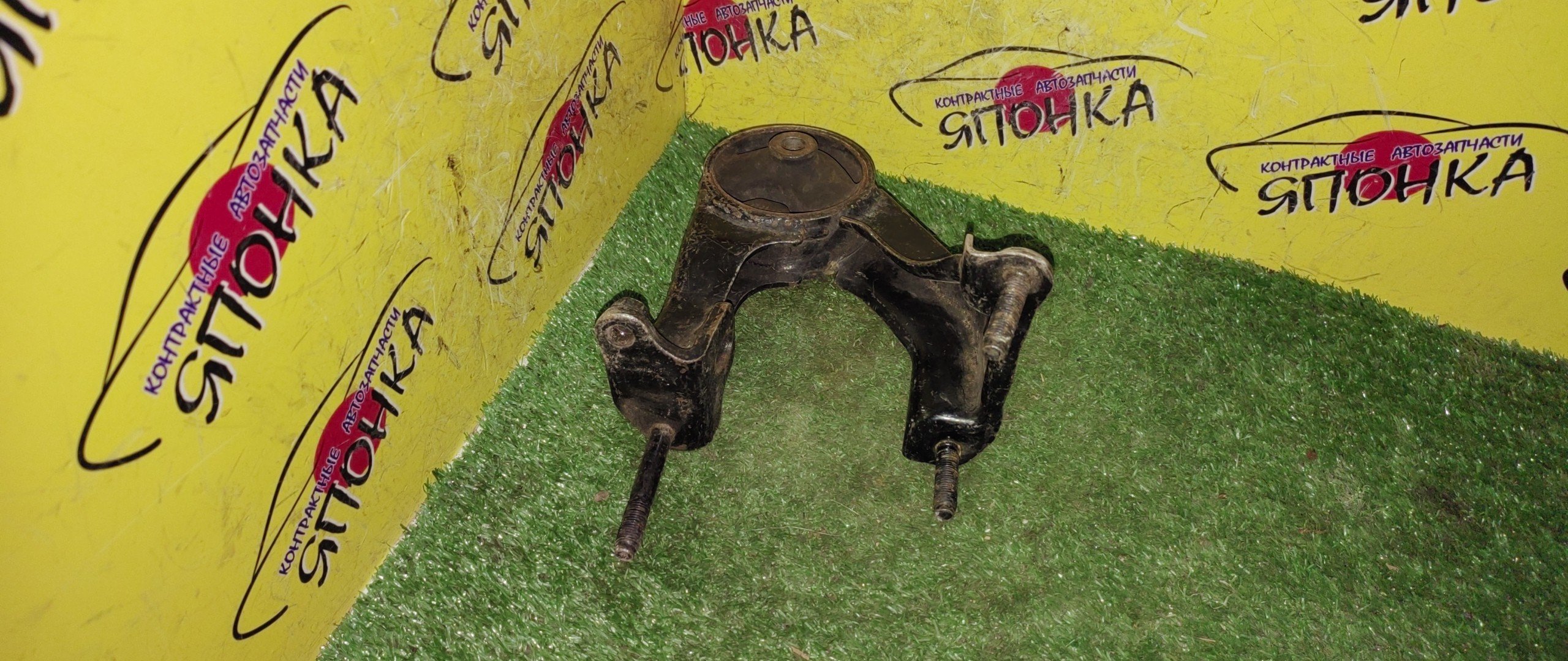 ПОДУШКА ДВС/TOY/CALDINA/WISH/PREMIO/ALLION/ISIS/ANE10/ANE11/ANM10/ANM15/AZT240/AZT241/AZT246/2WD/B