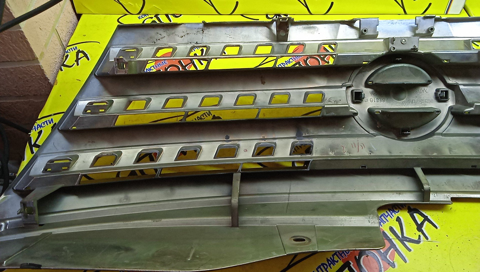 РЕШЕТКА РАДИАТОРА/NIS/SERENA/C25/CC25/CNC25/NC25/HIGHWAY STAR/2 МОДЕЛЬ/623101GK0A/623101GK8A