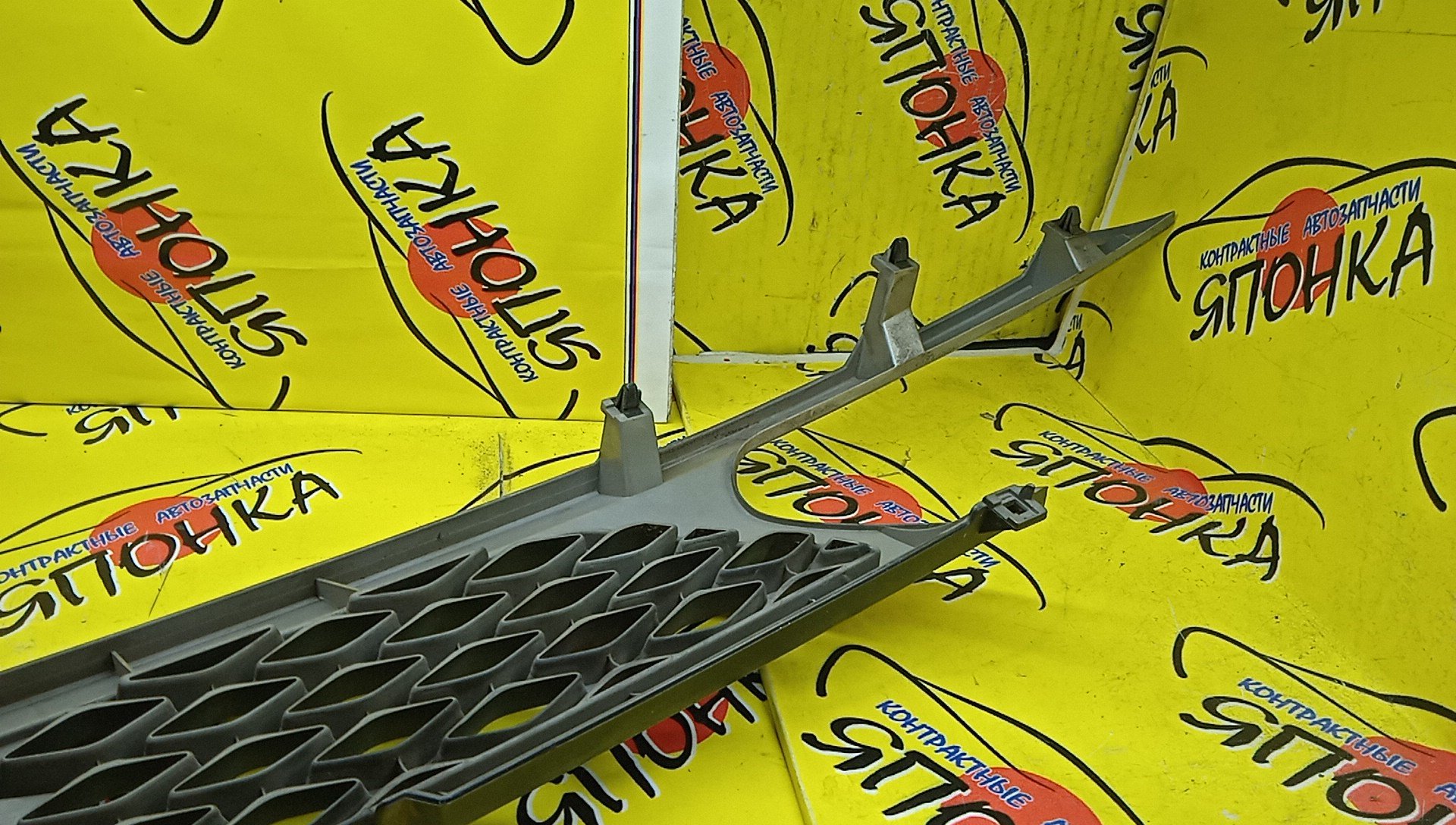 РЕШЕТКА РАДИАТОРА/NIS/SERENA/PC24/PNC24/RC24/TC24/TNC24/VC24/VNC24/2 МОДЕЛЬ/62310CX001