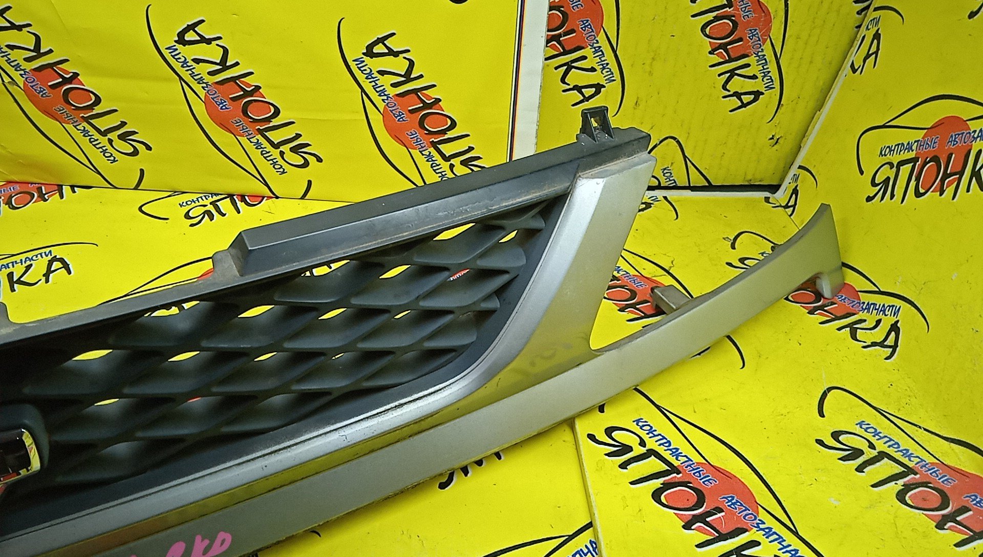 РЕШЕТКА РАДИАТОРА/NIS/SERENA/PC24/PNC24/RC24/TC24/TNC24/VC24/VNC24/2 МОДЕЛЬ/62310CX001