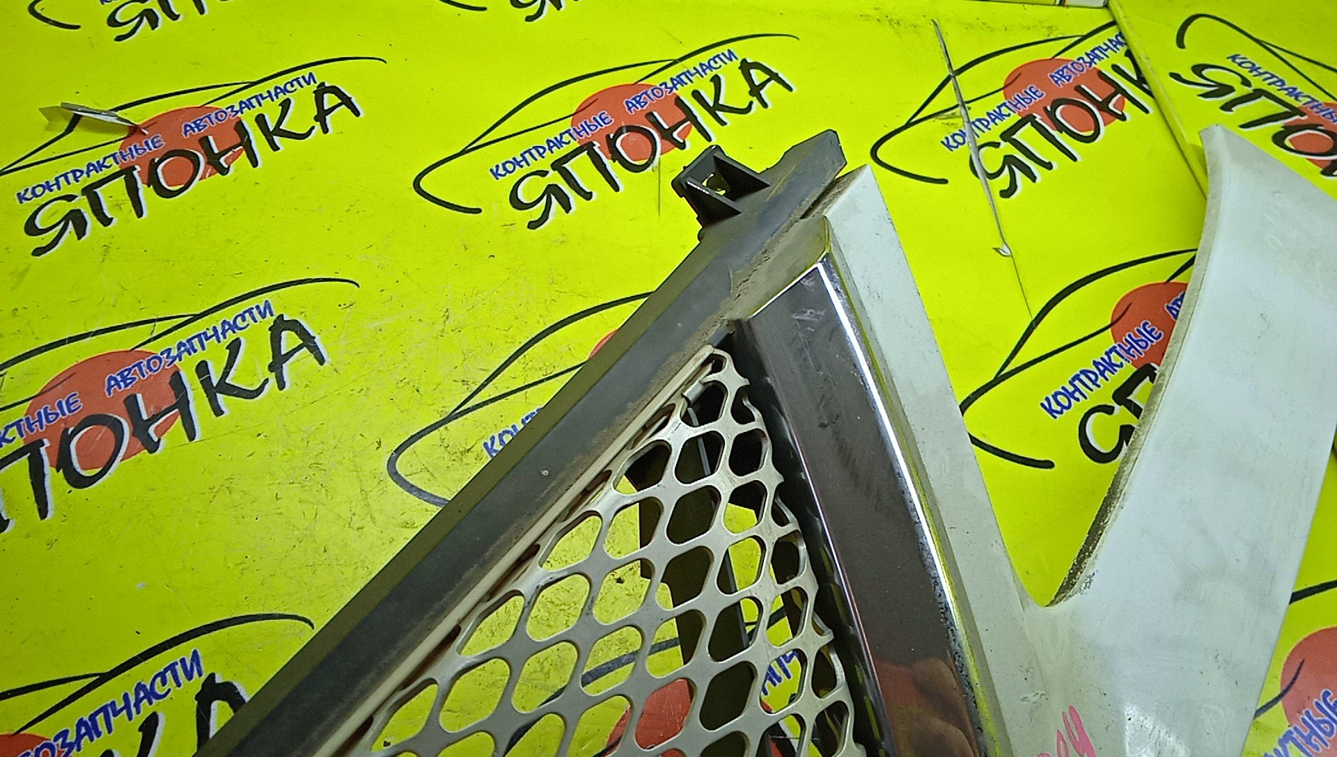 РЕШЕТКА РАДИАТОРА/NIS/SERENA/PC24/PNC24/RC24/TC24/TNC24/VC24/VNC24/2 МОДЕЛЬ/62310CX001