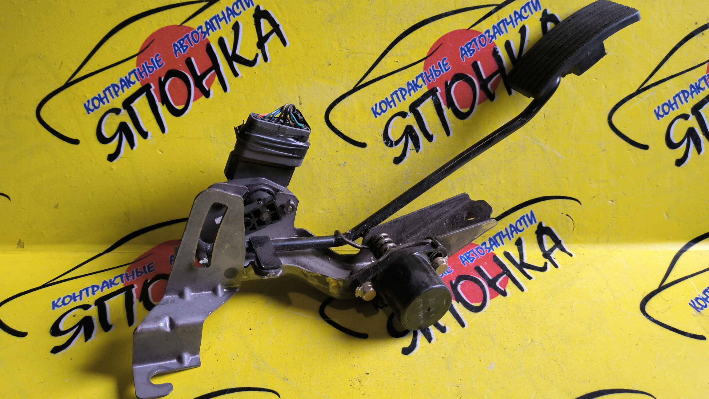 ПЕДАЛЬ ГАЗА/MMC/LANCER/LANCER CEDIA/CS1A/CS3A/CS9A/CS5A/CS2A/CS6A/CS2W/CS5W/4G15/4G93/4G69/ЭЛЕКТРО/MR527615