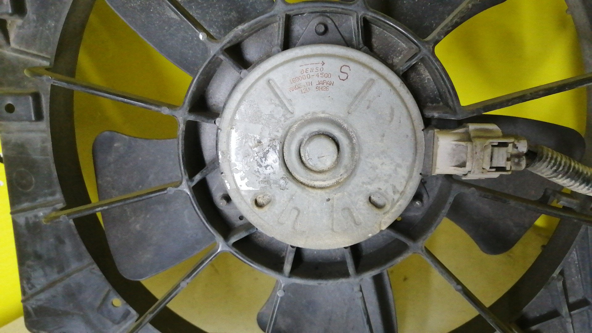 ДИФФУЗОР РАДИАТОРА/MAZ/DEMIO/VERISA/DC5R/DC5W/DY3R/DY3W/DY5R/DY5W