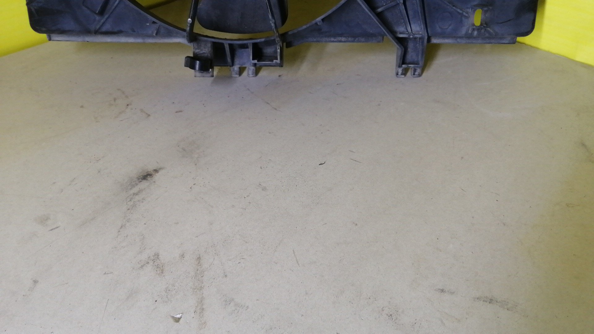 ДИФФУЗОР РАДИАТОРА/MAZ/DEMIO/VERISA/DC5R/DC5W/DY3R/DY3W/DY5R/DY5W