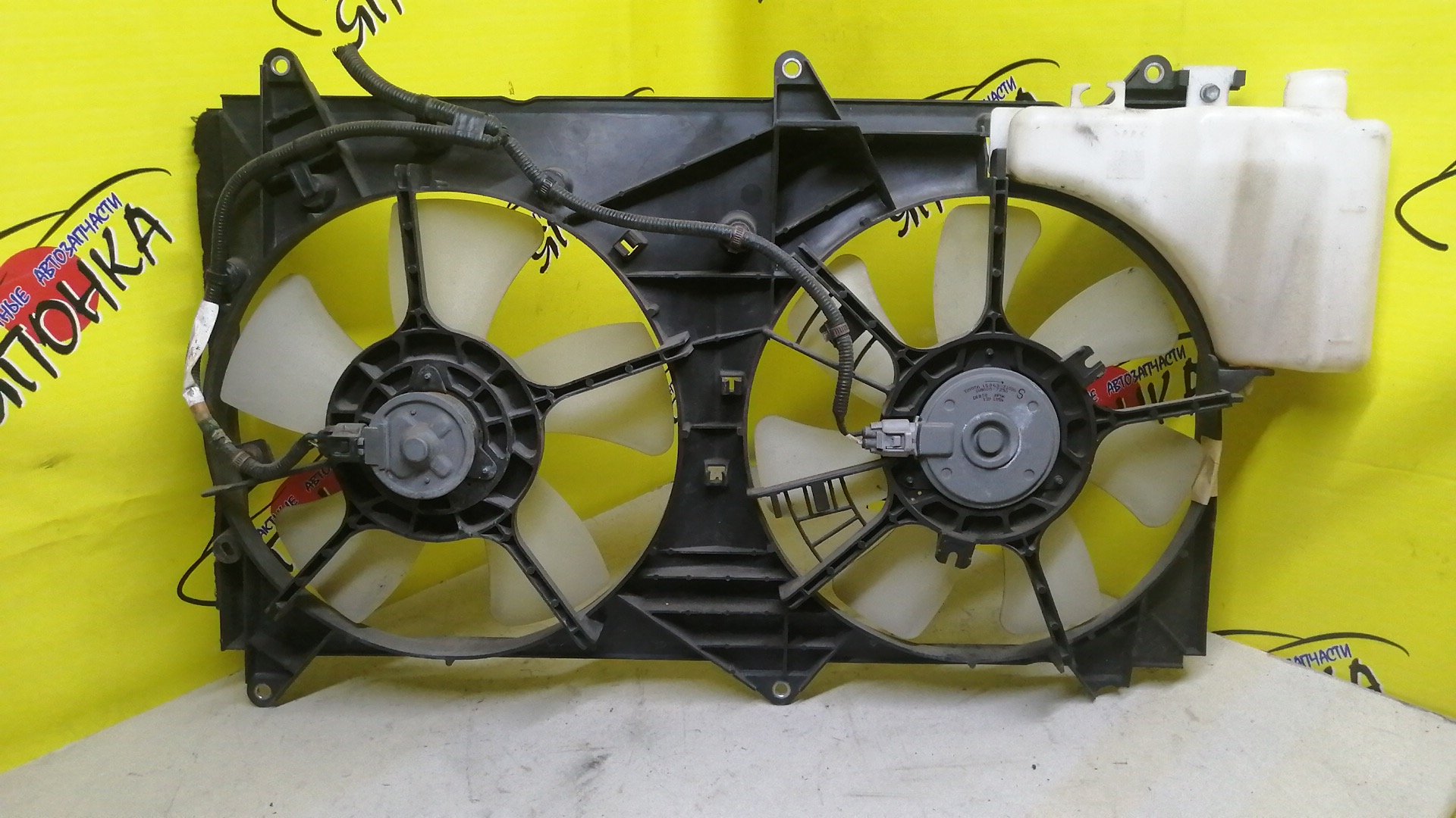 ДИФФУЗОР РАДИАТОРА/TOY/NOAH/VOXY/ZRR70/ZRR75G/AZR60/AZR65/3ZR-FE/3ZR-FAE/1AZ-FSE