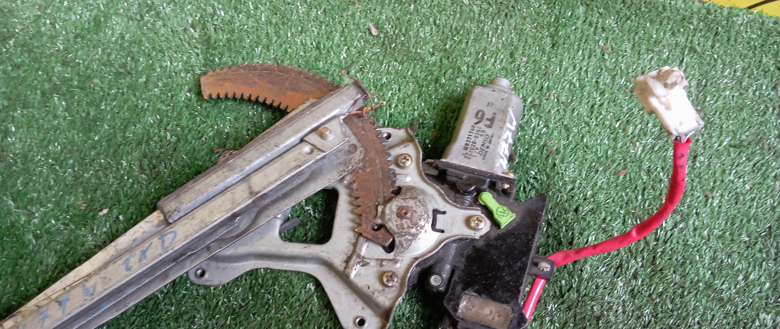 СТЕКЛОПОДЪЕМНИК/MMC/PAJERO IO/H61W/H62W/H66W/H67W/H71W/H72W/H76W/H77W/F/R/5 DOOR