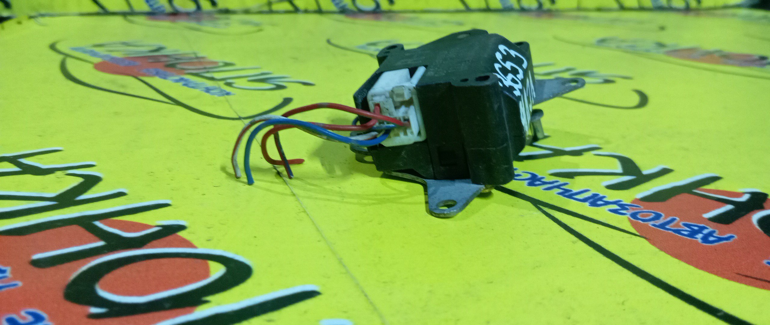 СЕРВОПРИВОД ЗАСЛОНОК ПЕЧКИ/TOY/WINDOM/VCV11/063700-3653