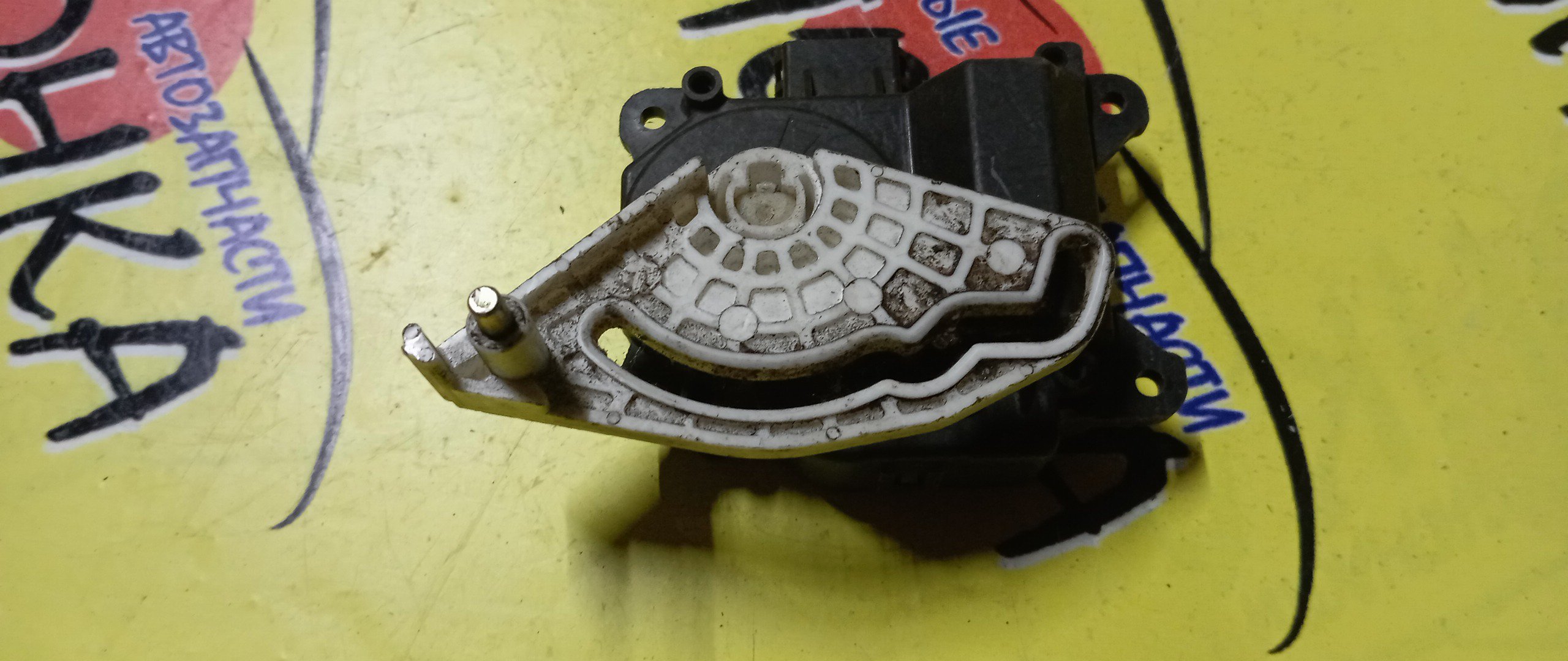 СЕРВОПРИВОД ЗАСЛОНОК ПЕЧКИ/HON/ACCORD/INSPIRE/CL7/CM2/UC1/063800-0101