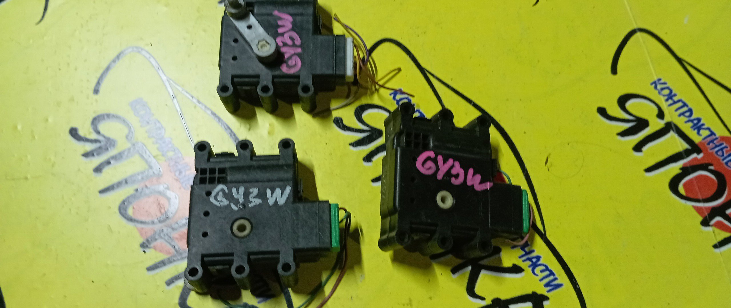 СЕРВОПРИВОД ЗАСЛОНОК ПЕЧКИ/MAZ/ATENZA/GY3W/РАЗЪЁМ СБОКУ/5 КОНТАКТОВ