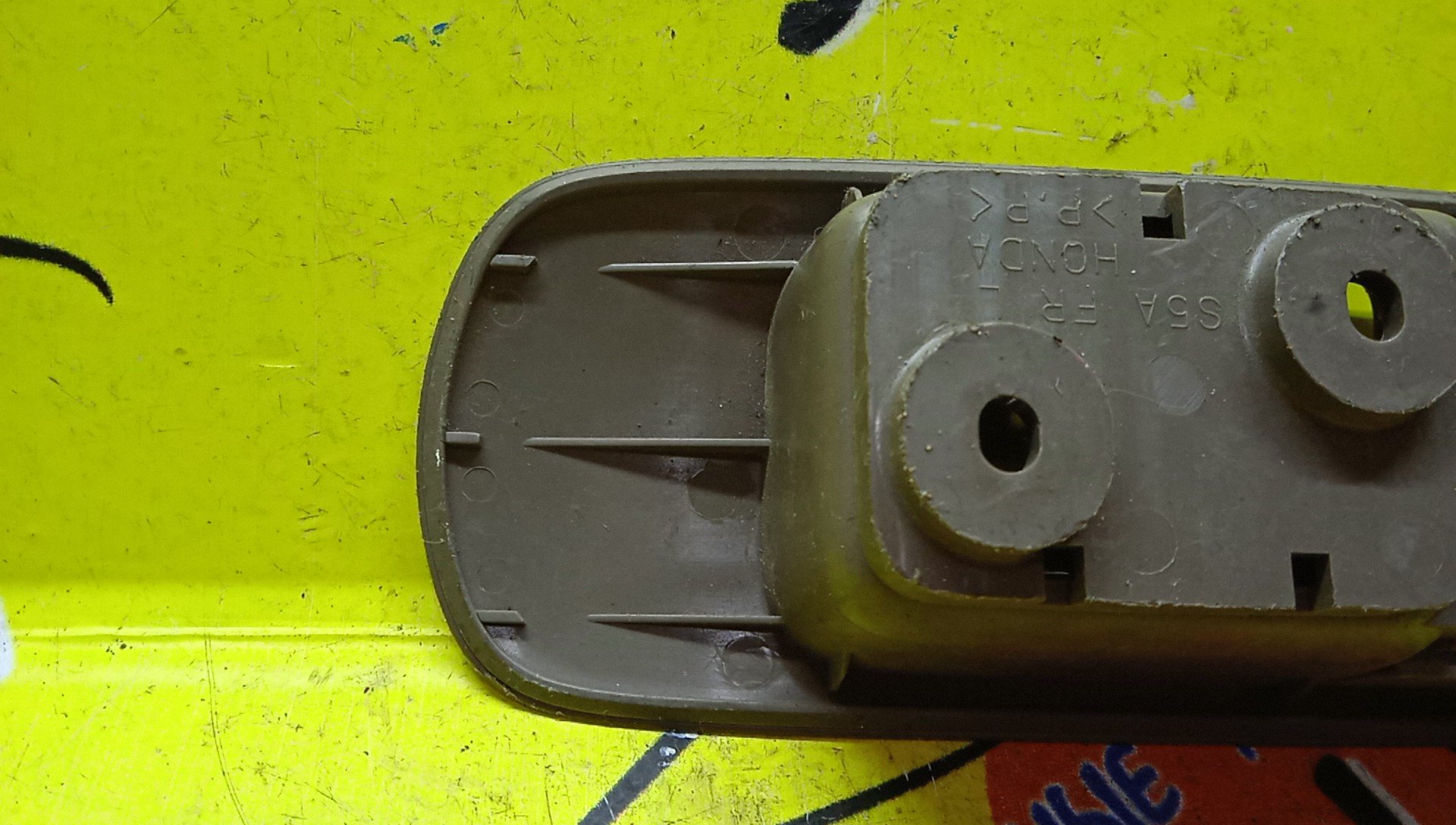 РУЧКА ДВЕРИ ВНУТРЕННЯЯ/HON/CR-V/RD1/F/L/72664S10000ZA