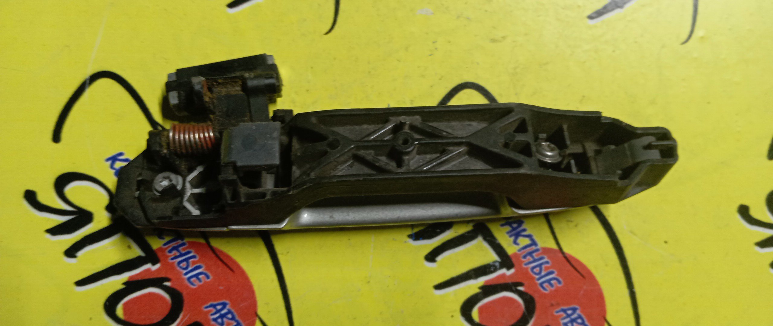 РУЧКА ДВЕРИ ВНЕШНЯЯ/TOY/ALLEX/ALLION/AURIS/AVENSIS/BELTA/BLADE/BOON/CALDINA/CAMRY/COROLLA/FIELDER/RUNX/SPACIO/HIGHLANDER/IPSUM/IST/KLUGER V/MARK II/MARK II BLIT/PASSO/PREMIO/PRIUS/PROBOX/RACTIS/RAV4/SUCCEED/VITZ/WILL VS/YARIS/ACA20L/ACA20W/ACA21L/ACA21W/ACM21W/ACM26W/ACU20L/ACU20W/ACU25L/ACU25W/ACV30/ACV30L/ACV31L/ACV35/ADE150L/ADT250L/ADT251L/AZE154H/AZE156H/AZT240/AZT241W/AZT246W/AZT250/AZT250L/AZT251/AZT251L/AZT255/CDE120L/CDT250L/CE121/CE121G/CLA20L/CLA21L/GRE156H/GX110/GX110W/GX115/GX115W/JZX110/JZX110W/JZX115/JZX115W/KGC10/KGC15/KSP90/KSP90L/KSP90R/KSP92/M300S/M301S/M310S/M312S/MCU20L/MCU20W/MCU23L/MCU25L/MCU25W/MCU28L/MCV30L/MHU28W/NCP100/NCP105/NCP50V/NCP51V/NCP52V/NCP55V/NCP58G/NCP59G/NCP60/NCP61/NCP65/NCP90L/NCP91/NCP91L/NCP95/NCP9/B/L