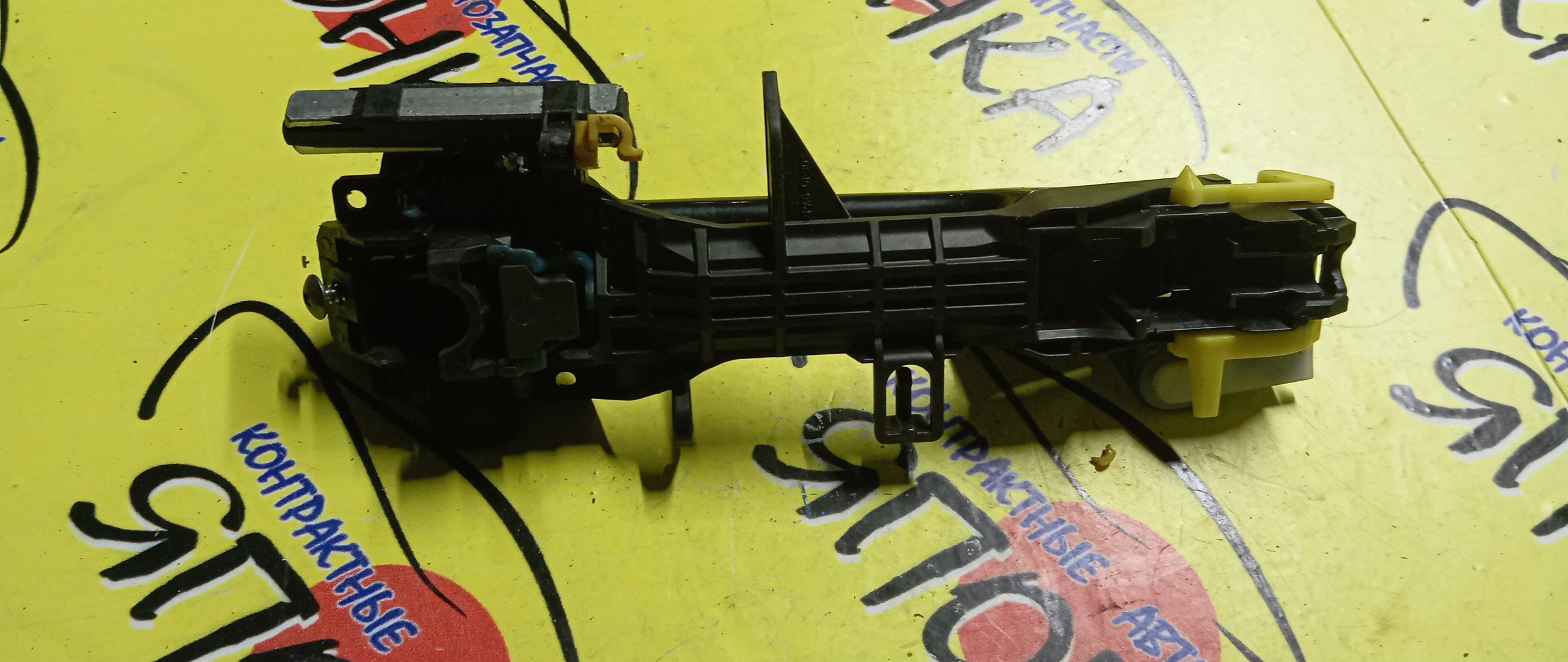 РУЧКА ДВЕРИ ВНЕШНЯЯ/TOY/AVENSIS/ZRT272/F/L/БЕЗ КЛЮЧЕВОЙ ДОСТУП