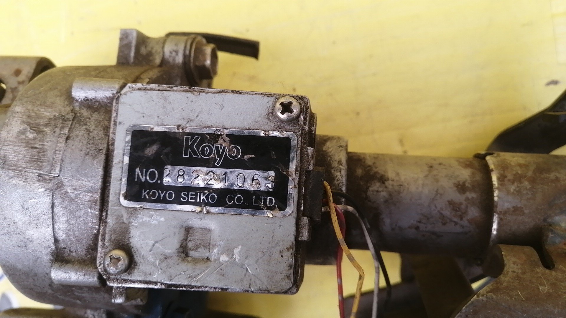 РУЛЕВАЯ КОЛОНКА/TOY/SPACIO/NZE121/ZZE122G/ZZE123G/ЭЛЕКТРО/УЦЕНКА