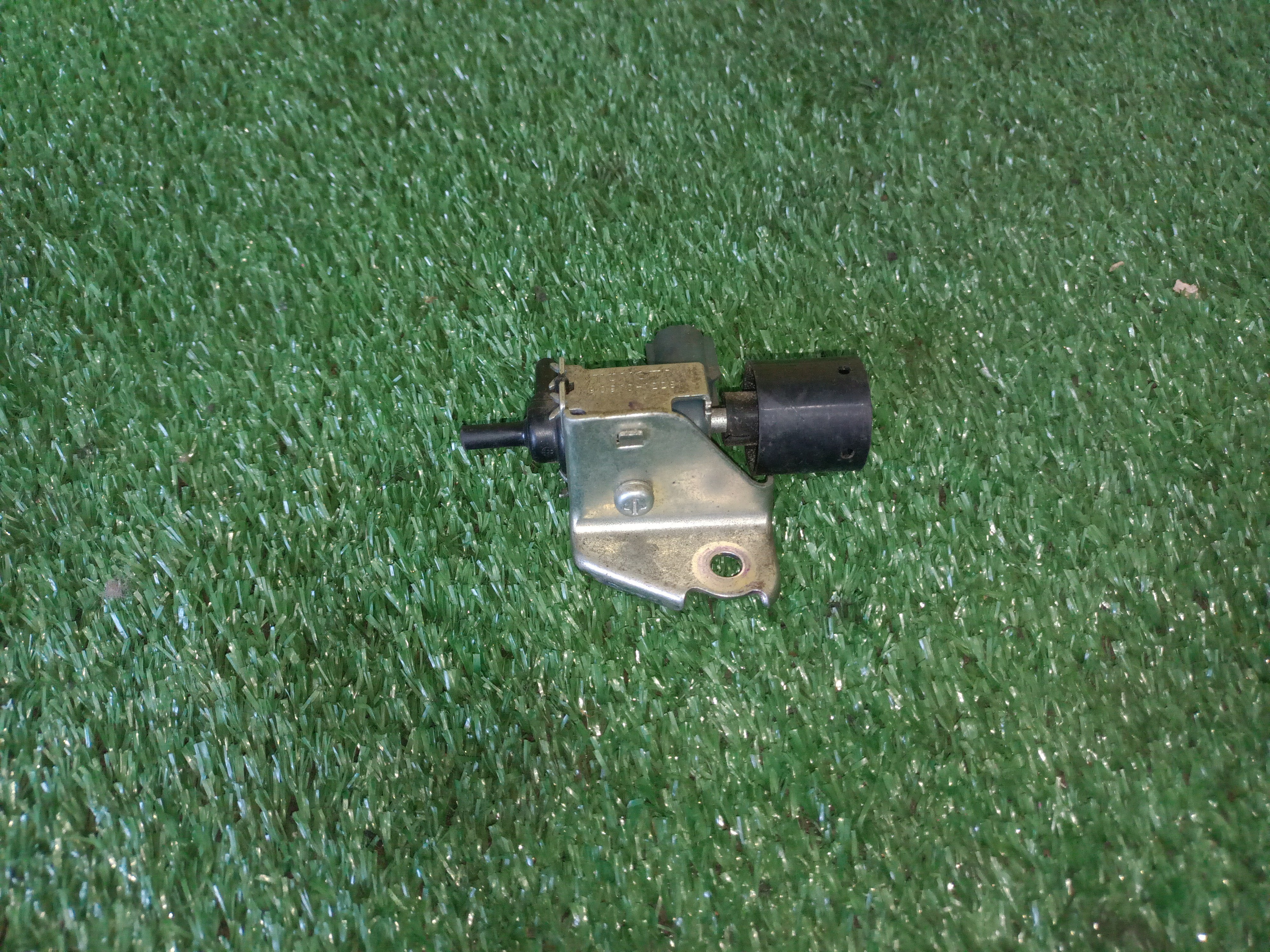 ВАКУУМНЫЙ КЛАПАН/TOY/3ZRFAE/2ZRFAE/9091012281