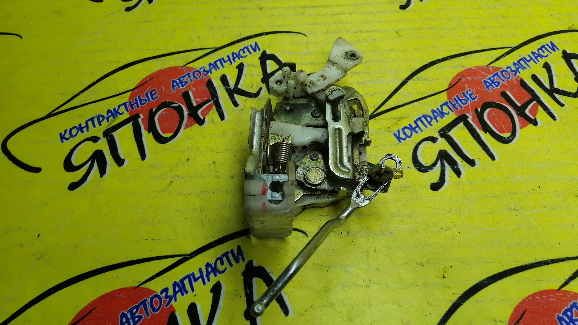 ЗАМОК ДВЕРИ/TOY/VITZ/PLATZ/SCP10/NCP11/F/R