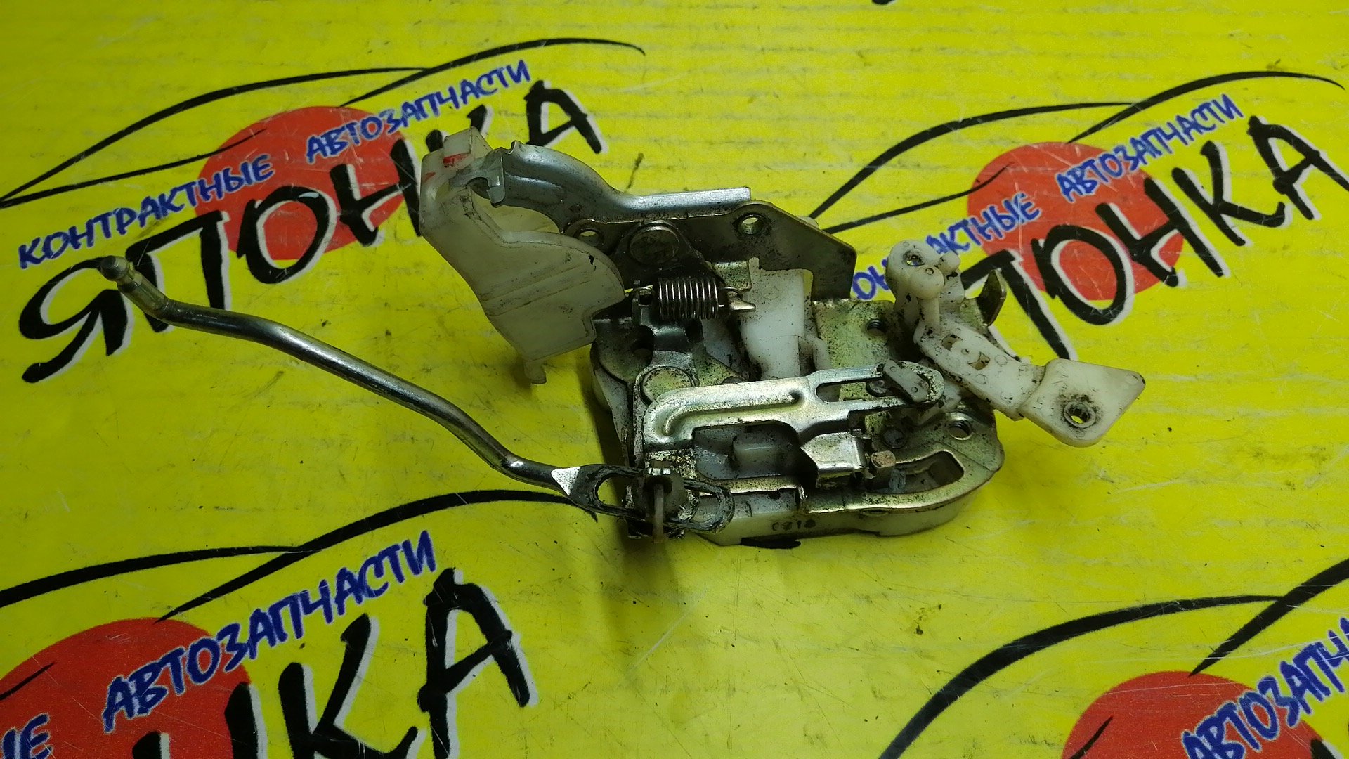 ЗАМОК ДВЕРИ/TOY/VITZ/PLATZ/SCP10/NCP11/F/R