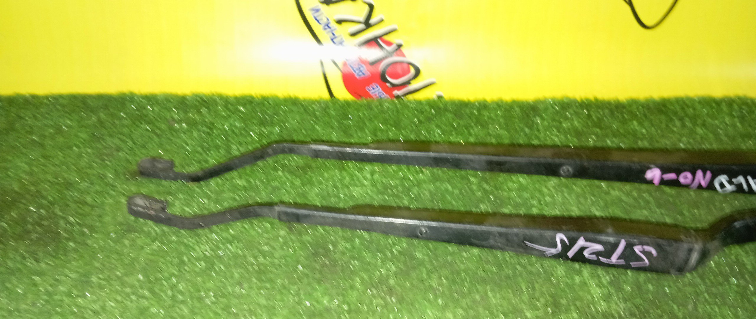 ДВОРНИК ЛОБОВОГО СТЕКЛА/TOY/CALDINA/T210/T215/F/ПАРА