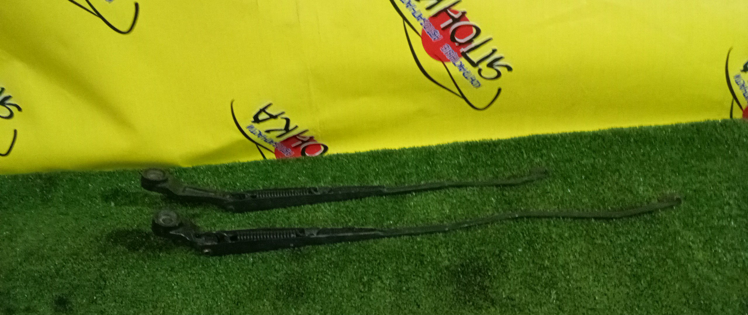 ДВОРНИК ЛОБОВОГО СТЕКЛА/NIS/MARCH/K12/AK12/F/ПАРА