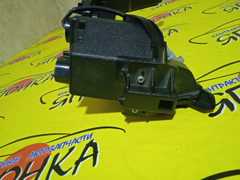 ДНЕВНЫЕ ХОДОВЫЕ ОГНИ/TOY/HARRIER/ASU60W/ASU65W/AVU65W/ZSU60W/ZSU65W/F/R/8143048010