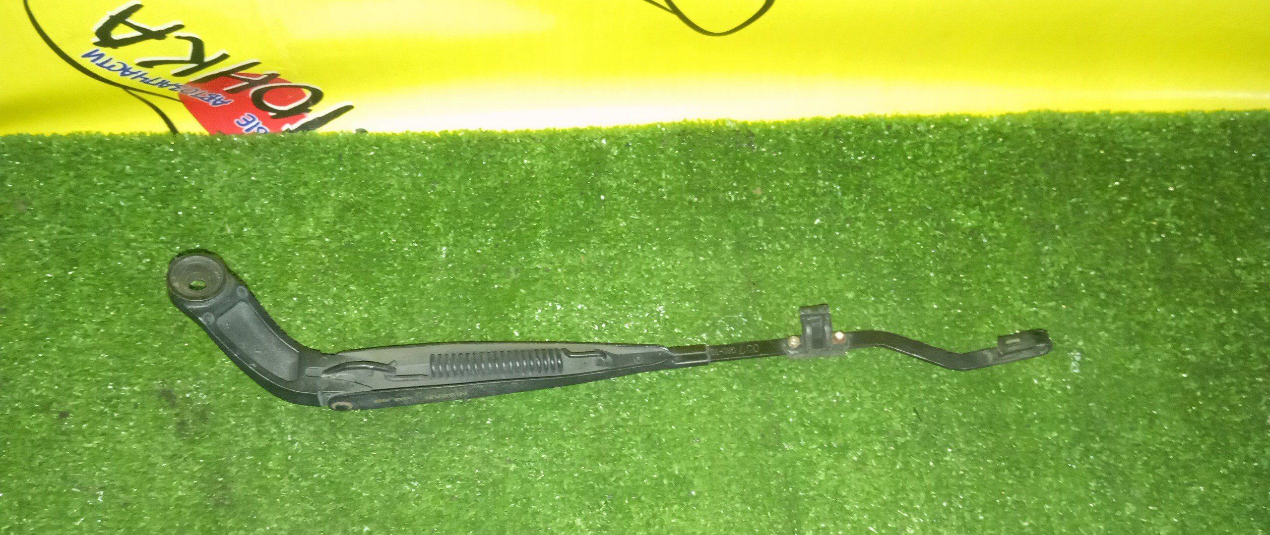 ДВОРНИК ЗАДНЕЙ ДВЕРИ/NIS/LIBERTY/28781WF100/RM12