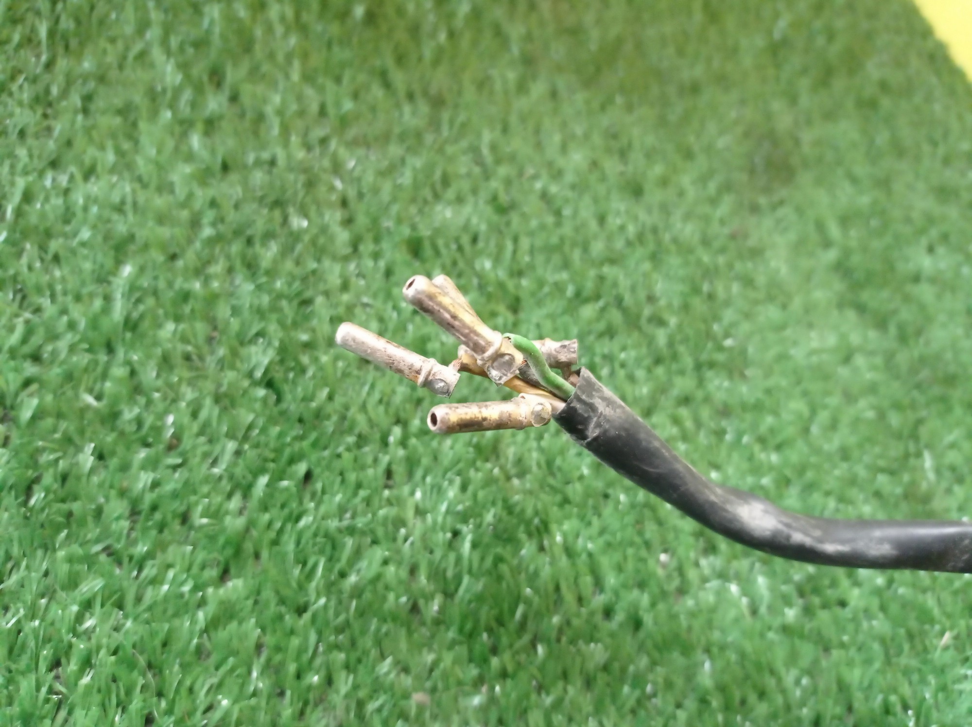 ТРАПЕЦИЯ ДВОРНИКОВ/MERC/C-CLASS/W202/ЛЕВЫЙ РУЛЬ/С МОТОРОМ