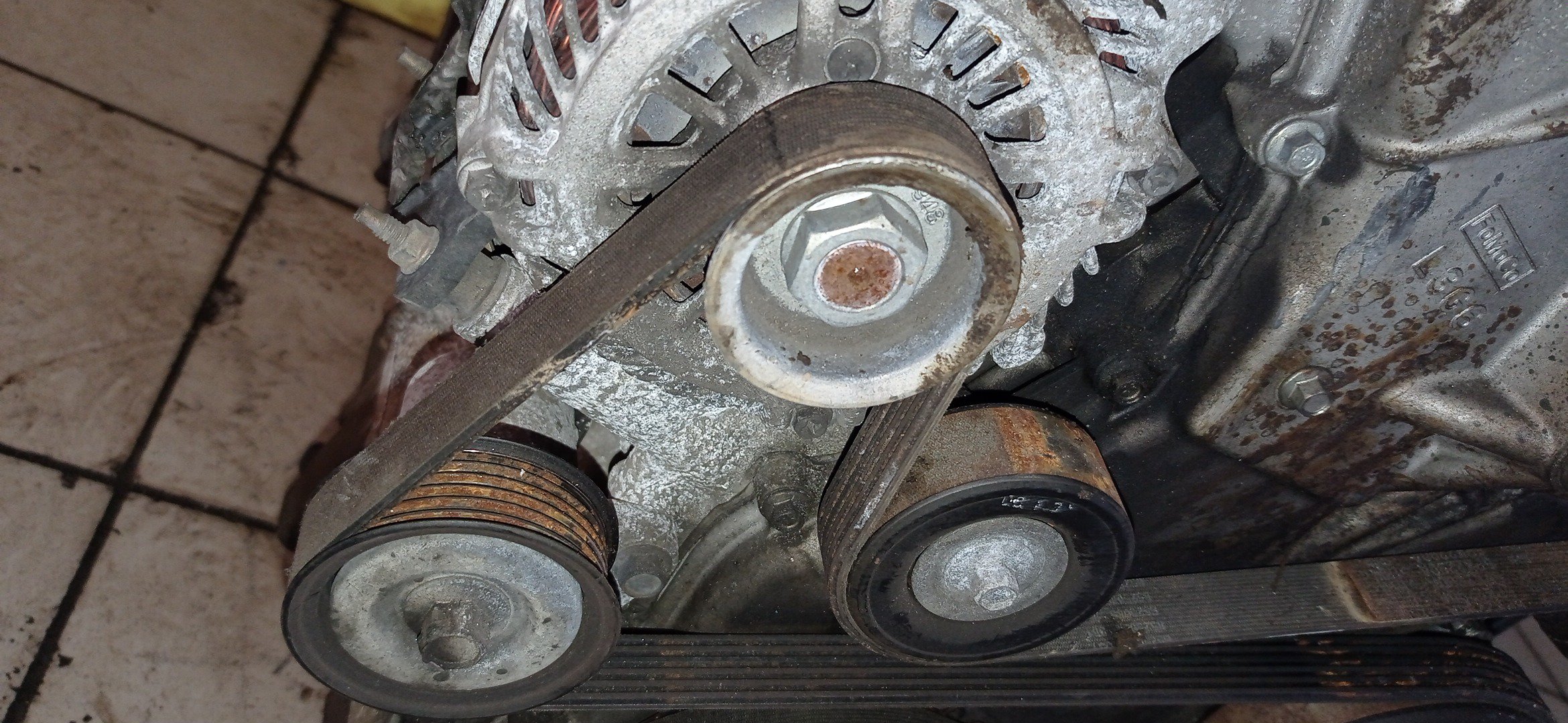 ДВС/MAZ/L3-VE/BLACK/ATENZA/ATENZA WAGON/AXELA/MAZDA6/PREMACY/BK3P/CR3W/GG3P/GG3S/GY3W/LY3P/КАТУШКИ СВЕРХУ/ДАТЧИК VVTI/ЩУП ЧЕРЕЗ ГОЛОВУ/КОМПРЕССОР СБОКУ